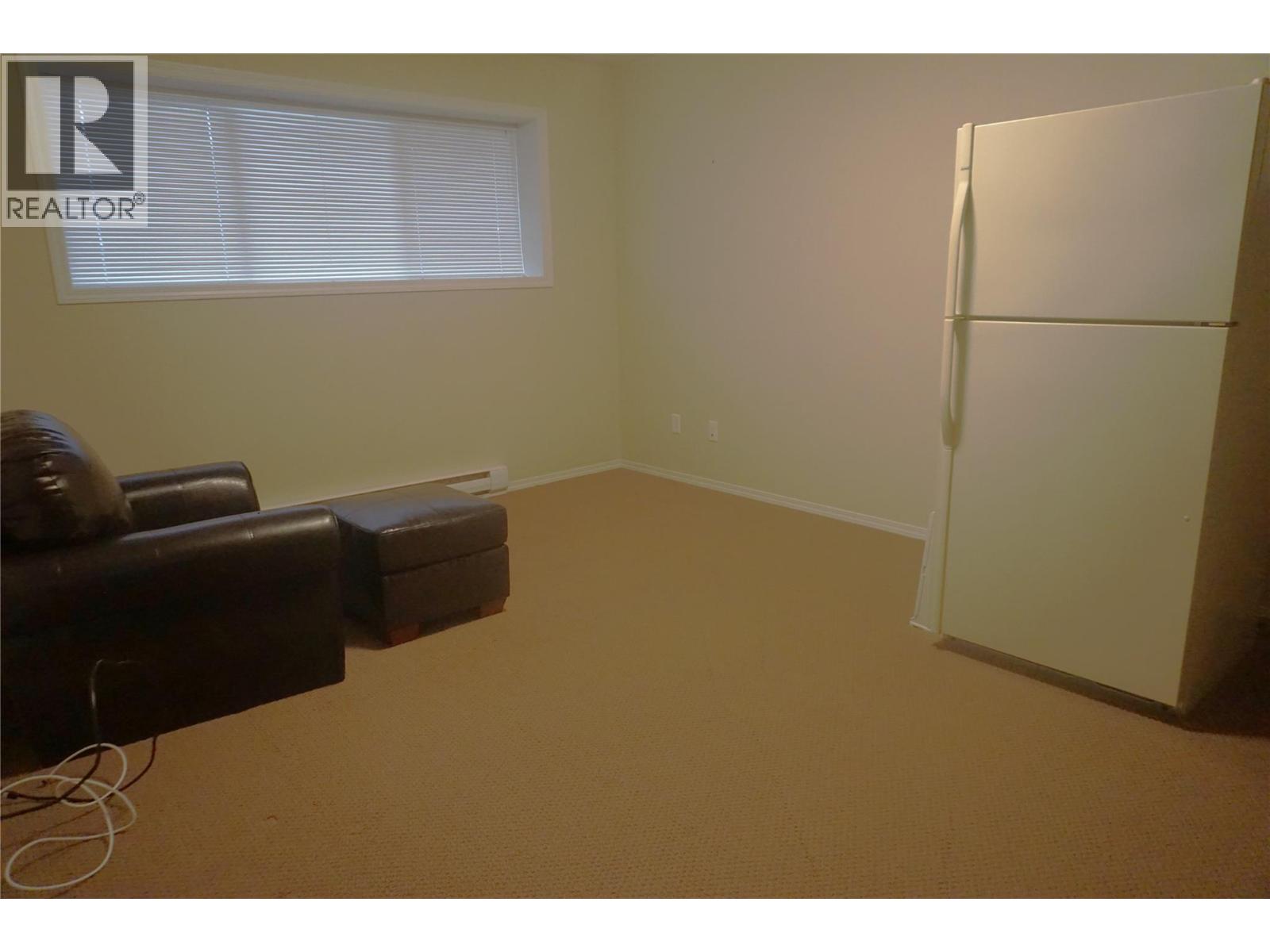 8895 Doherty Street, Canal Flats