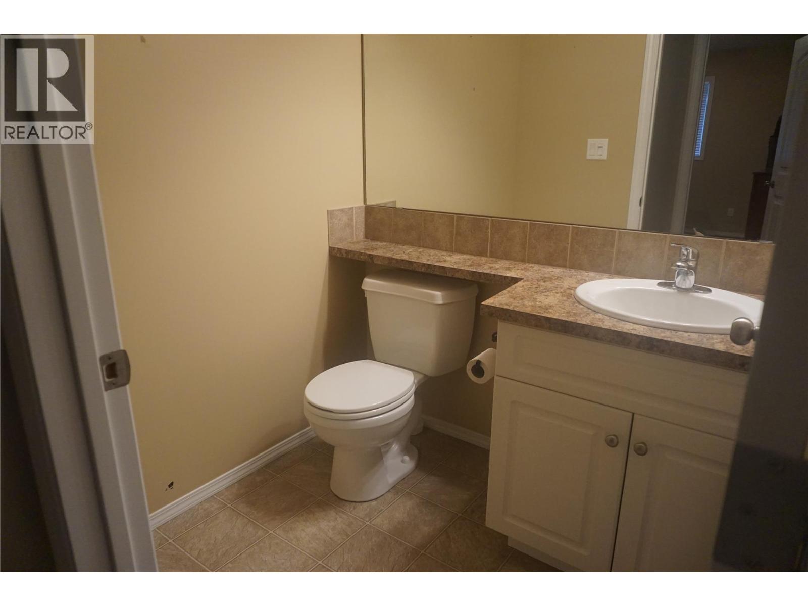 8895 Doherty Street, Canal Flats