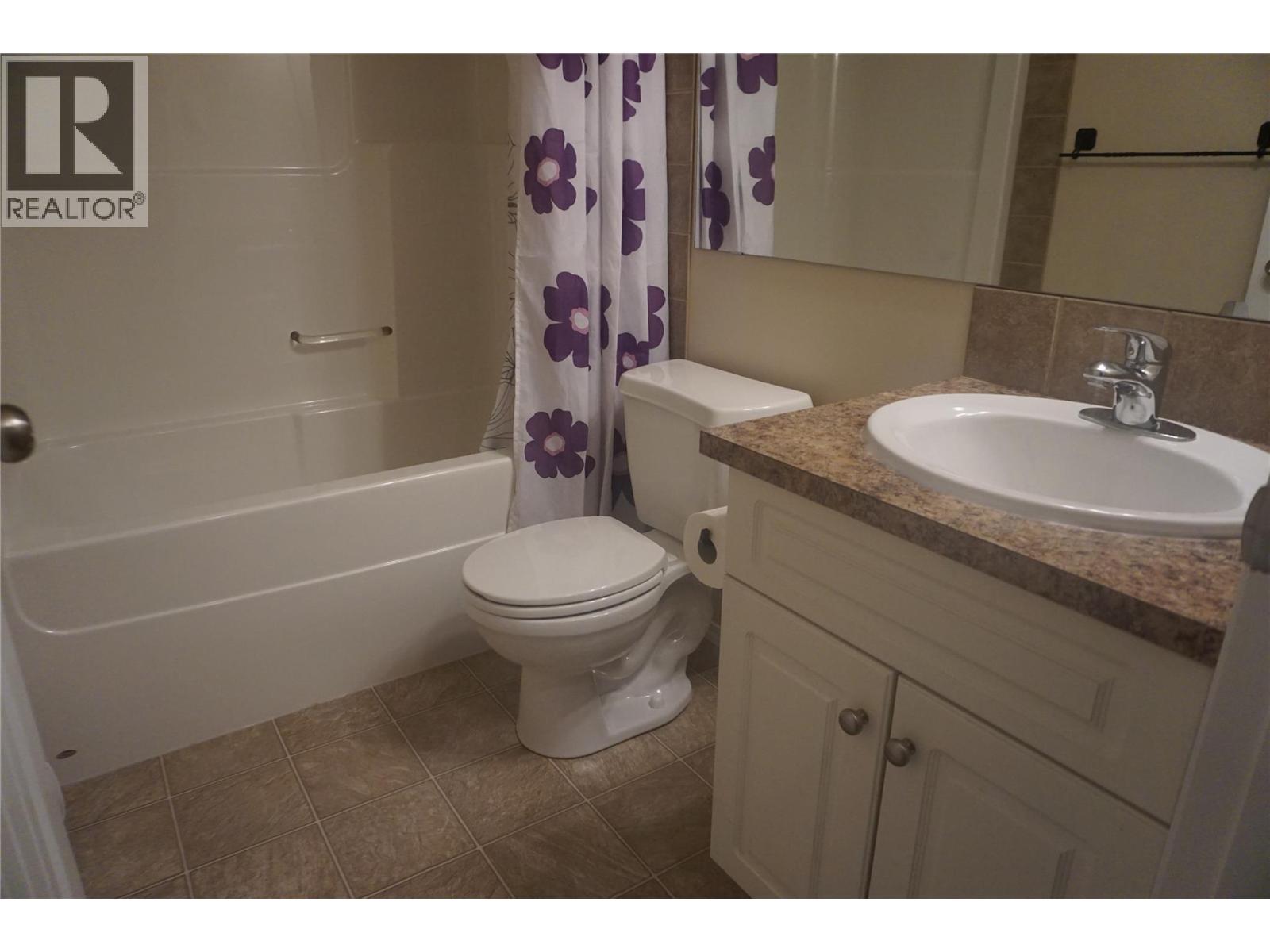 8895 Doherty Street, Canal Flats