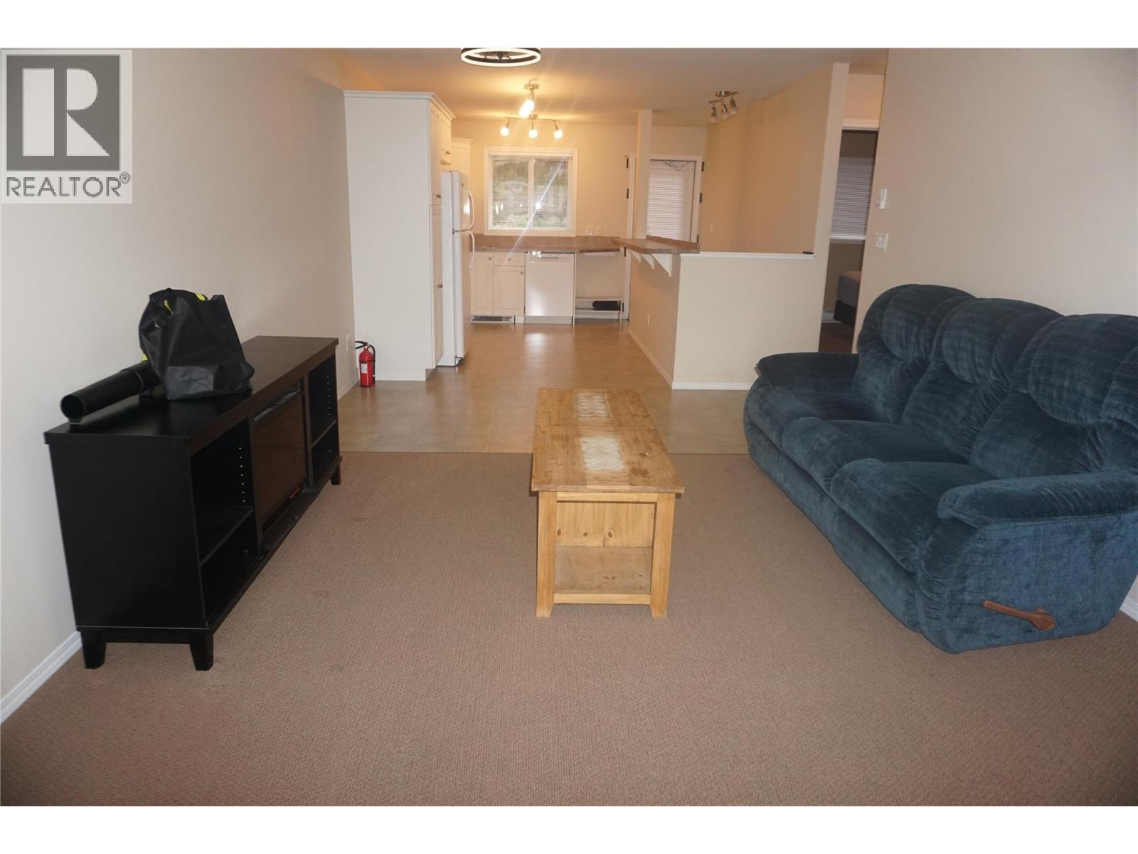 8895 Doherty Street, Canal Flats