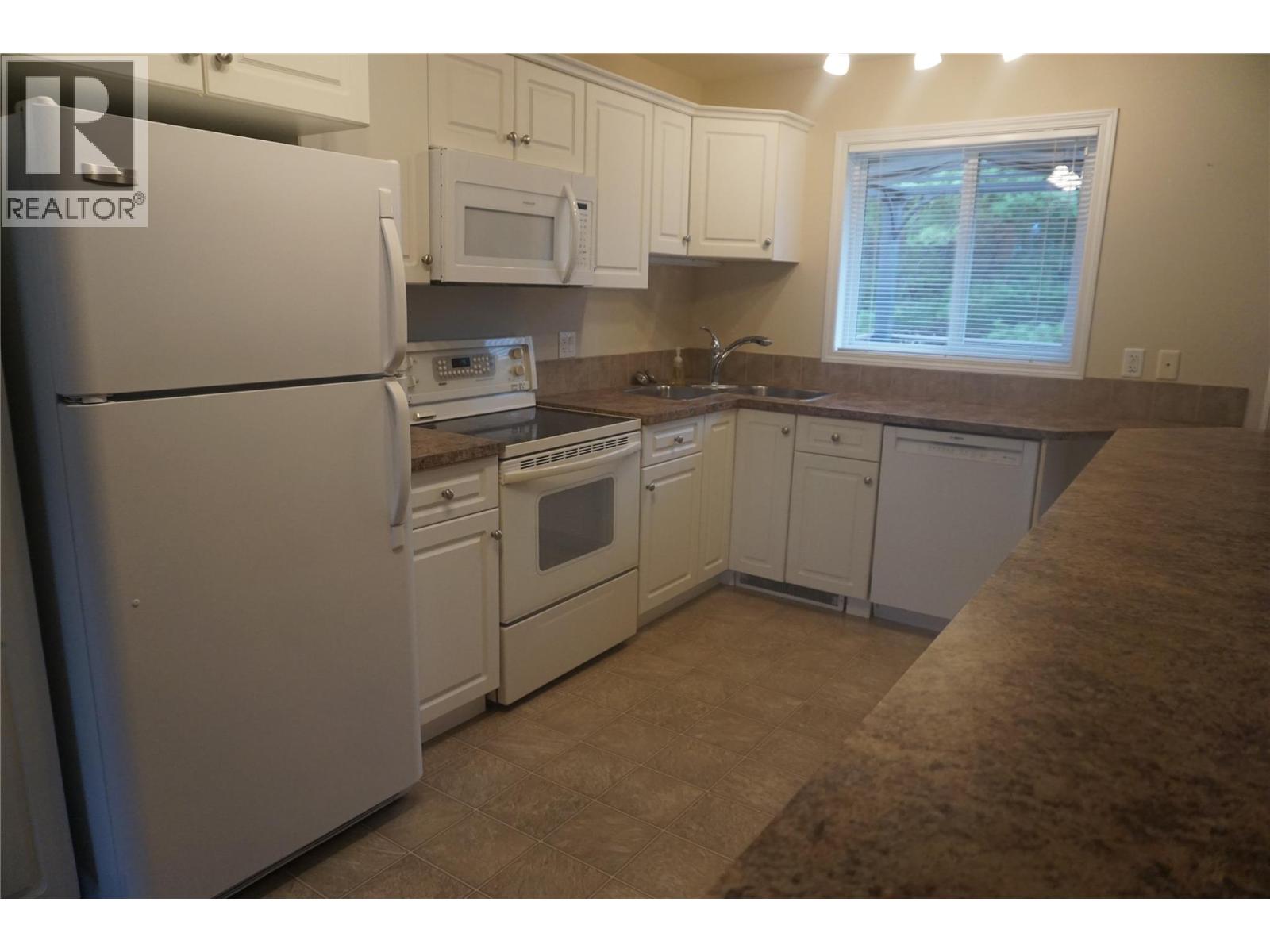 8895 Doherty Street, Canal Flats