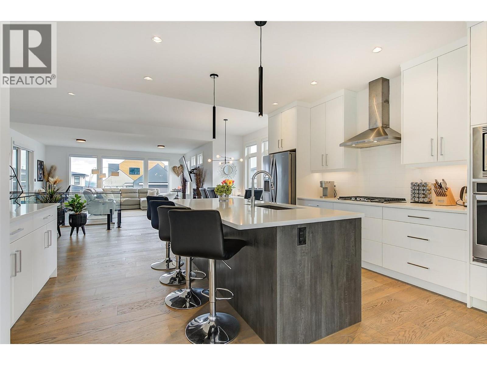  1235 Ponds Avenue, Kelowna