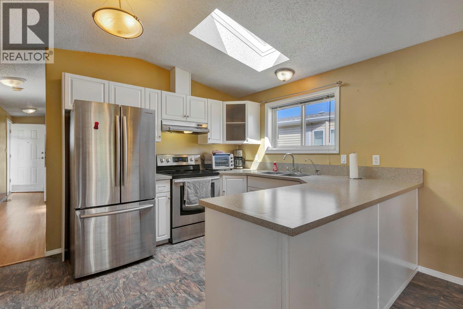 53 9510 Hwy 97 N Highway, Vernon