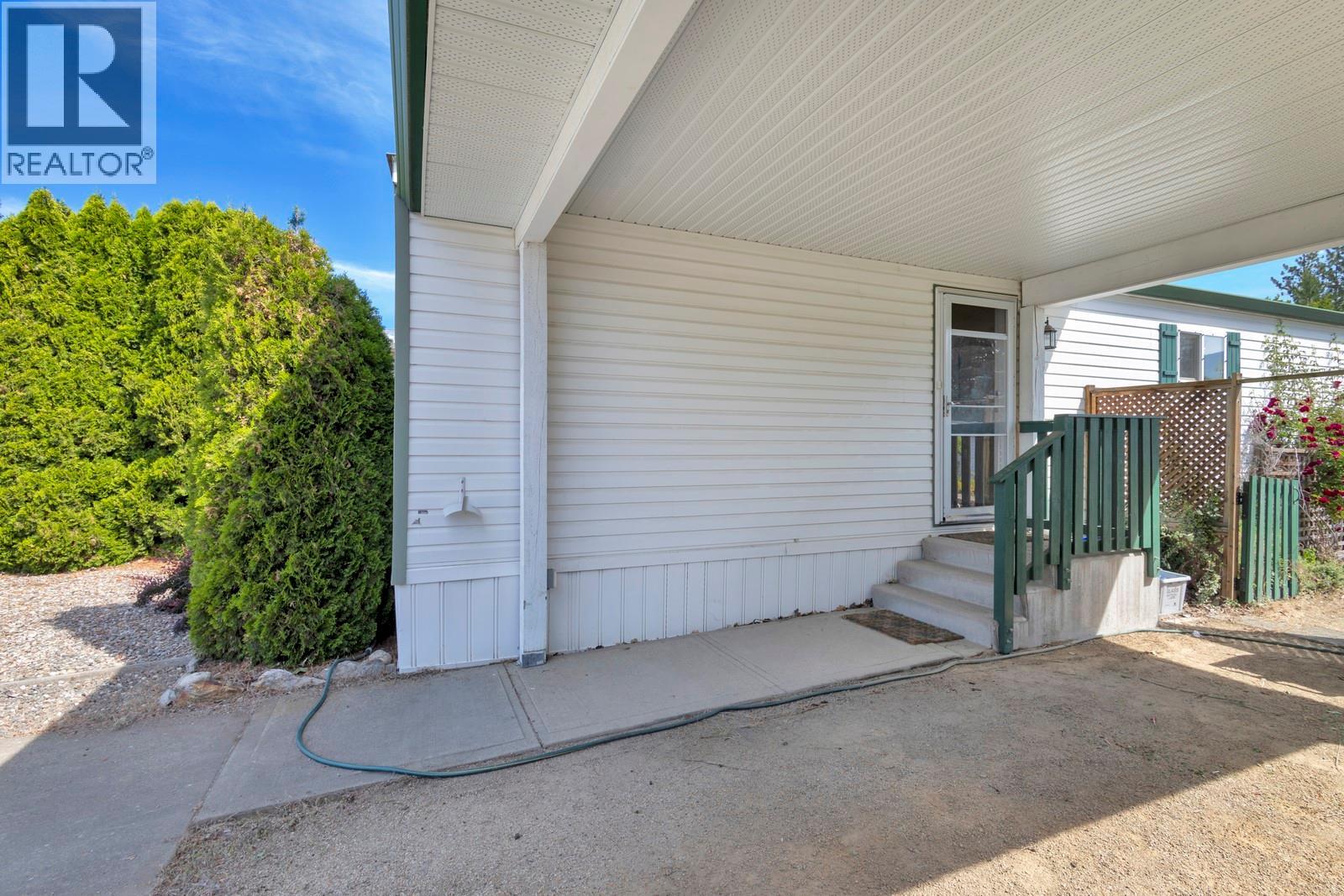 53 9510 Hwy 97 N Highway, Vernon