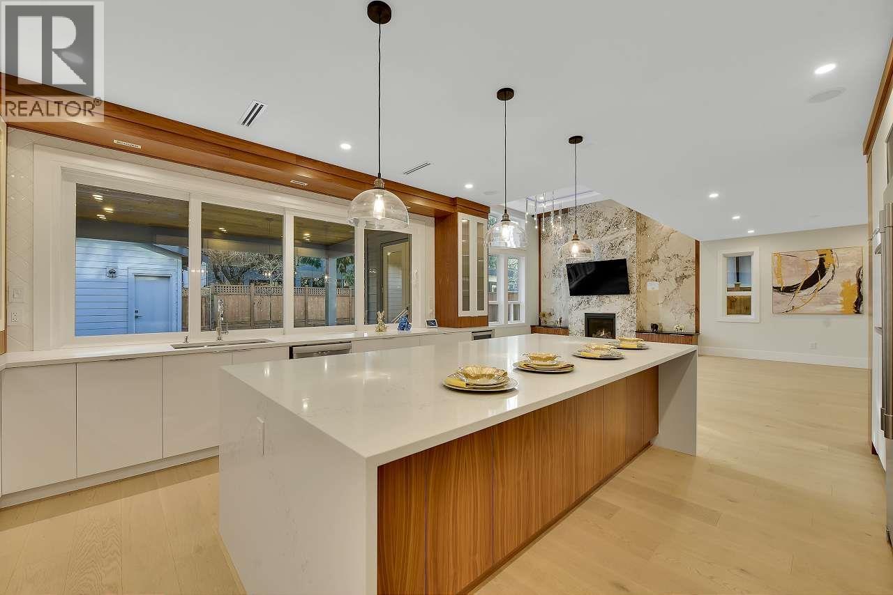 5712 16A Avenue, Delta