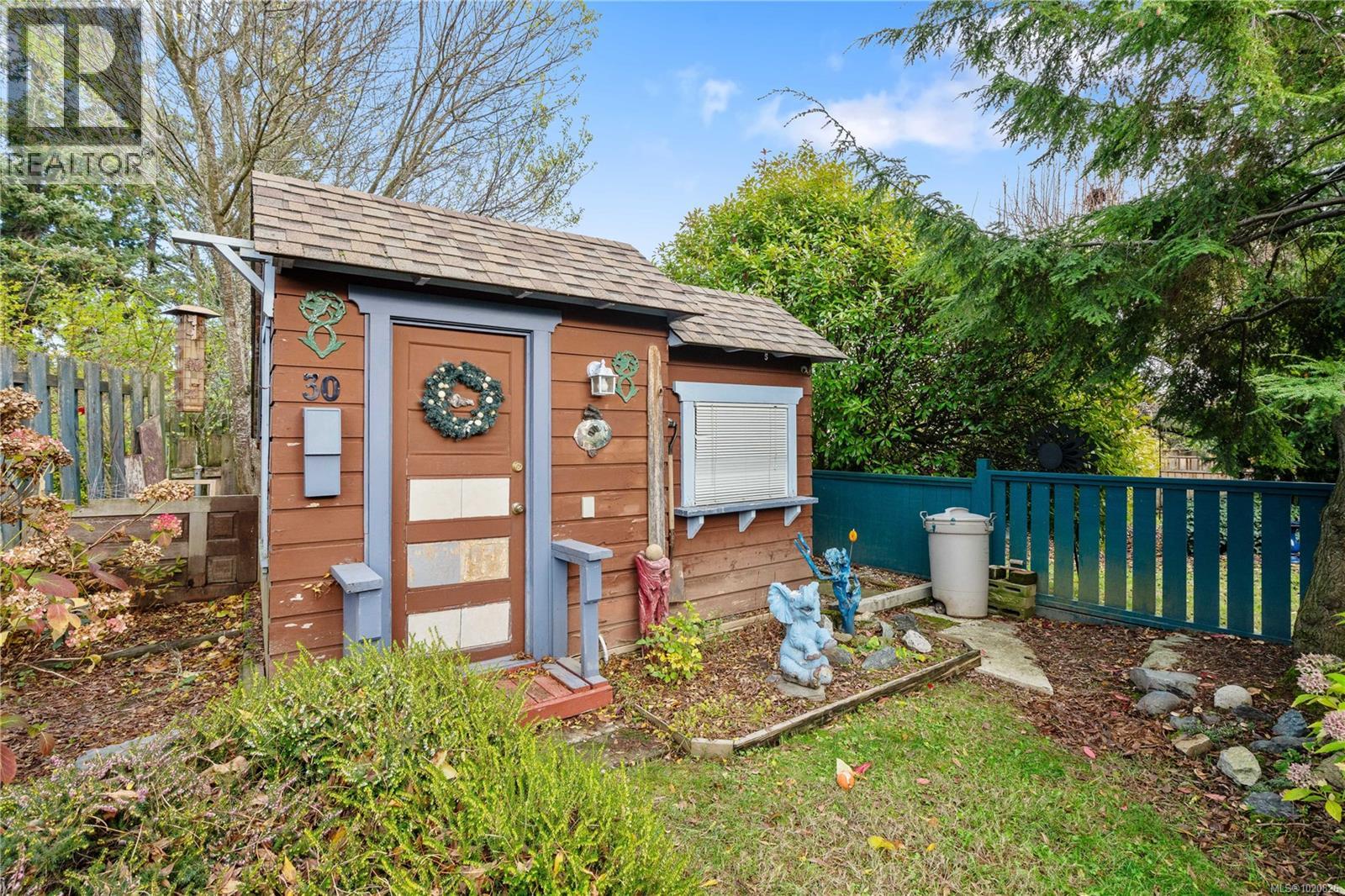 4029 Carey Rd, Saanich