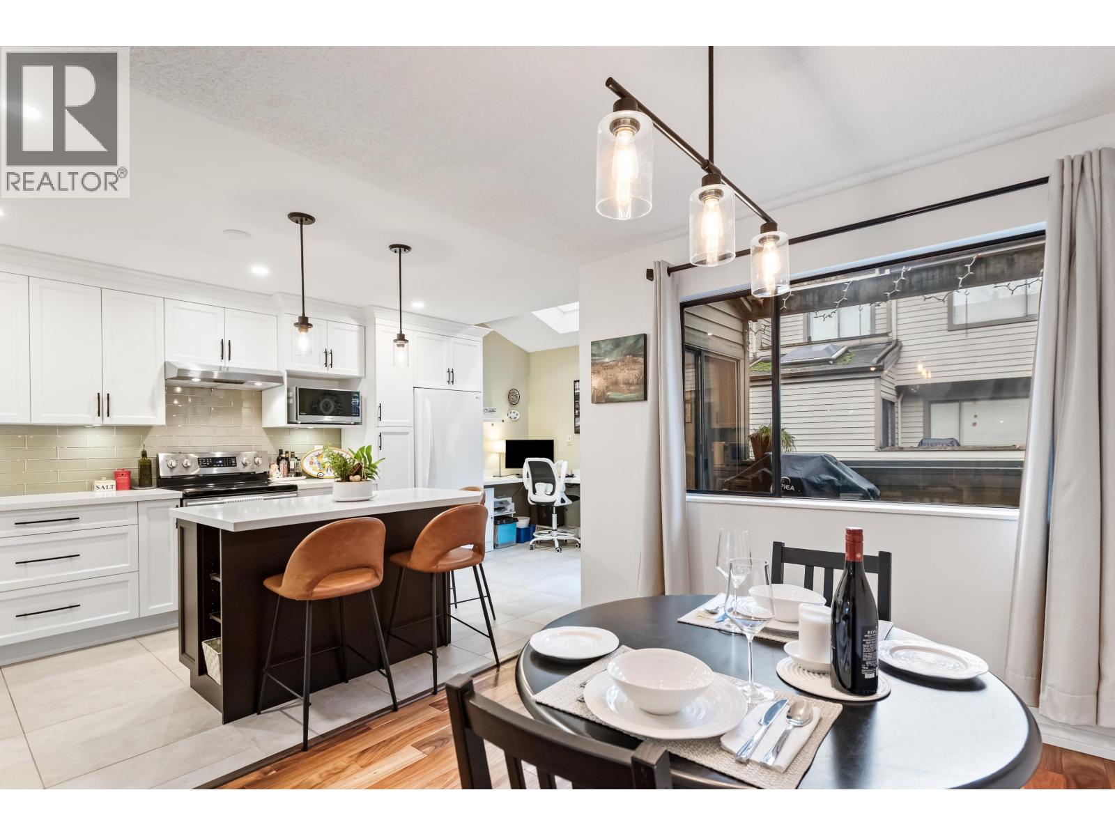 5857 MAYVIEW CIRCLE, Burnaby