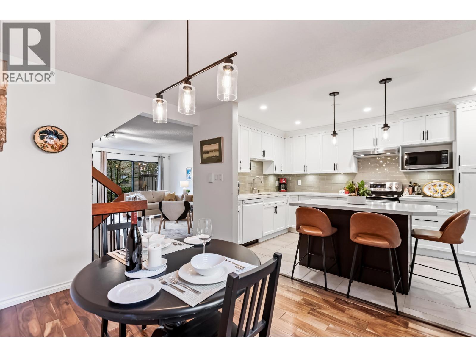 5857 MAYVIEW CIRCLE, Burnaby