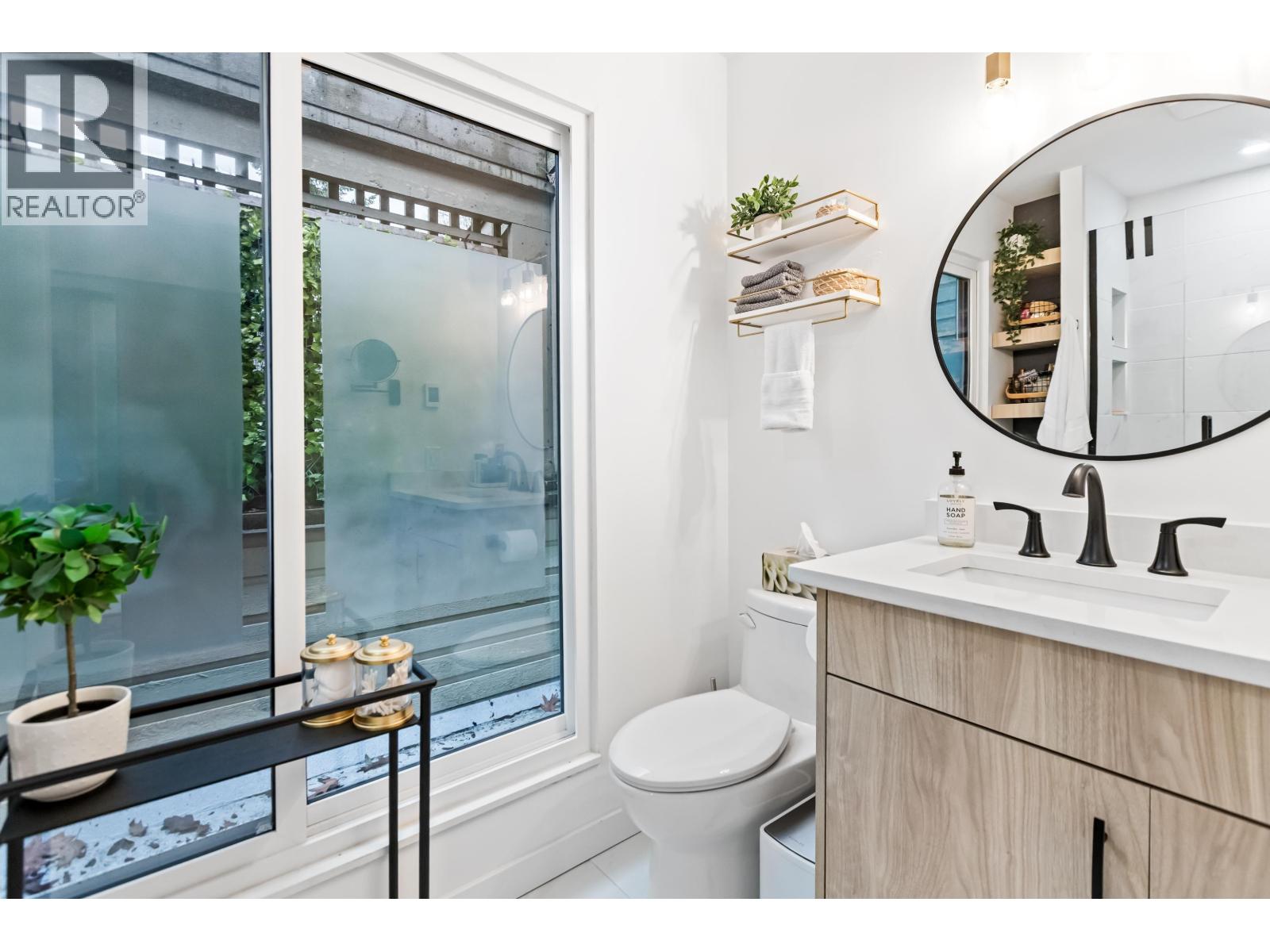 5857 MAYVIEW CIRCLE, Burnaby