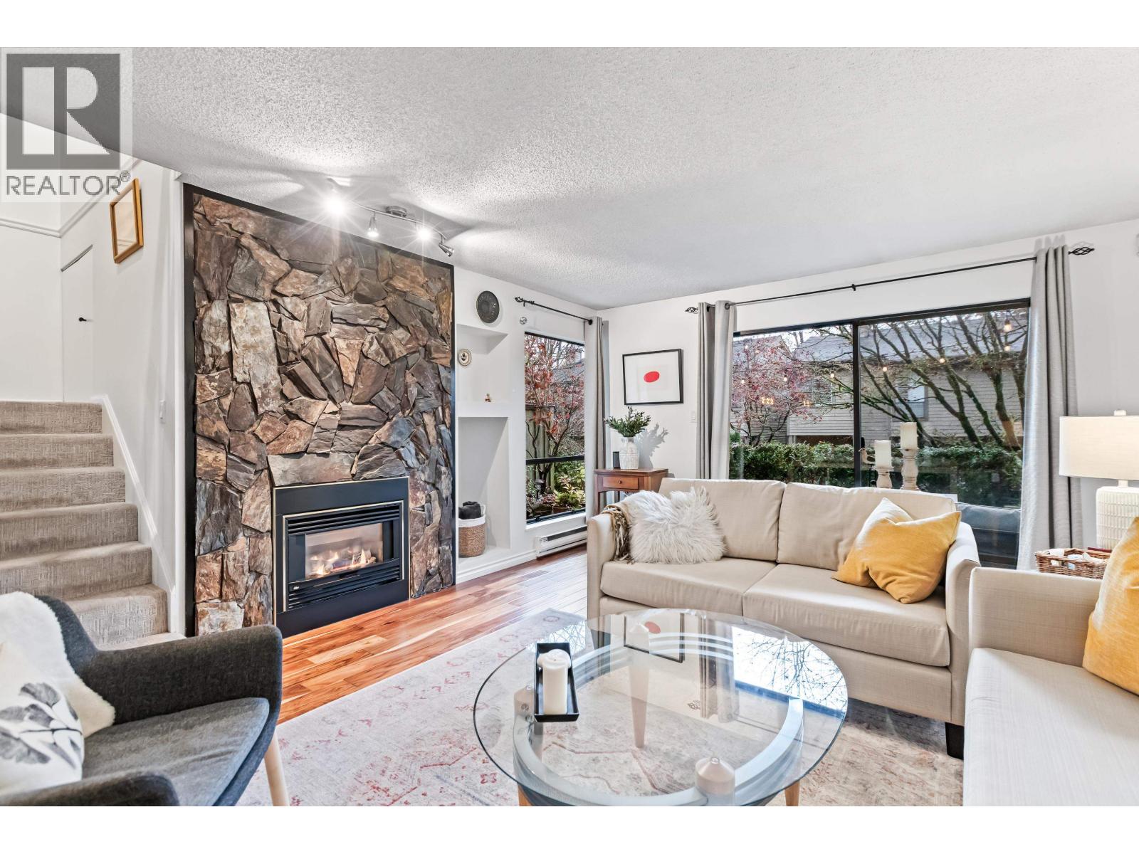 5857 MAYVIEW CIRCLE, Burnaby