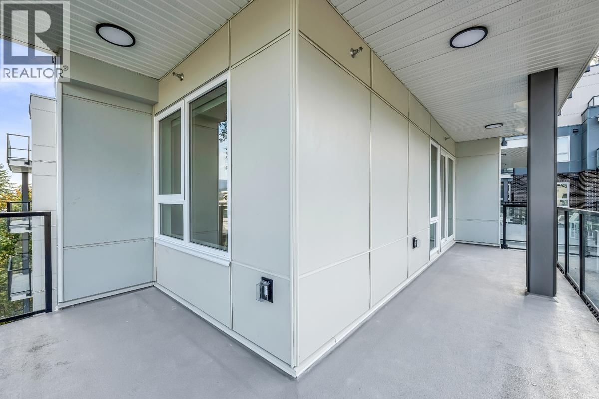 306 2002 ST GEORGE STREET, Port Moody