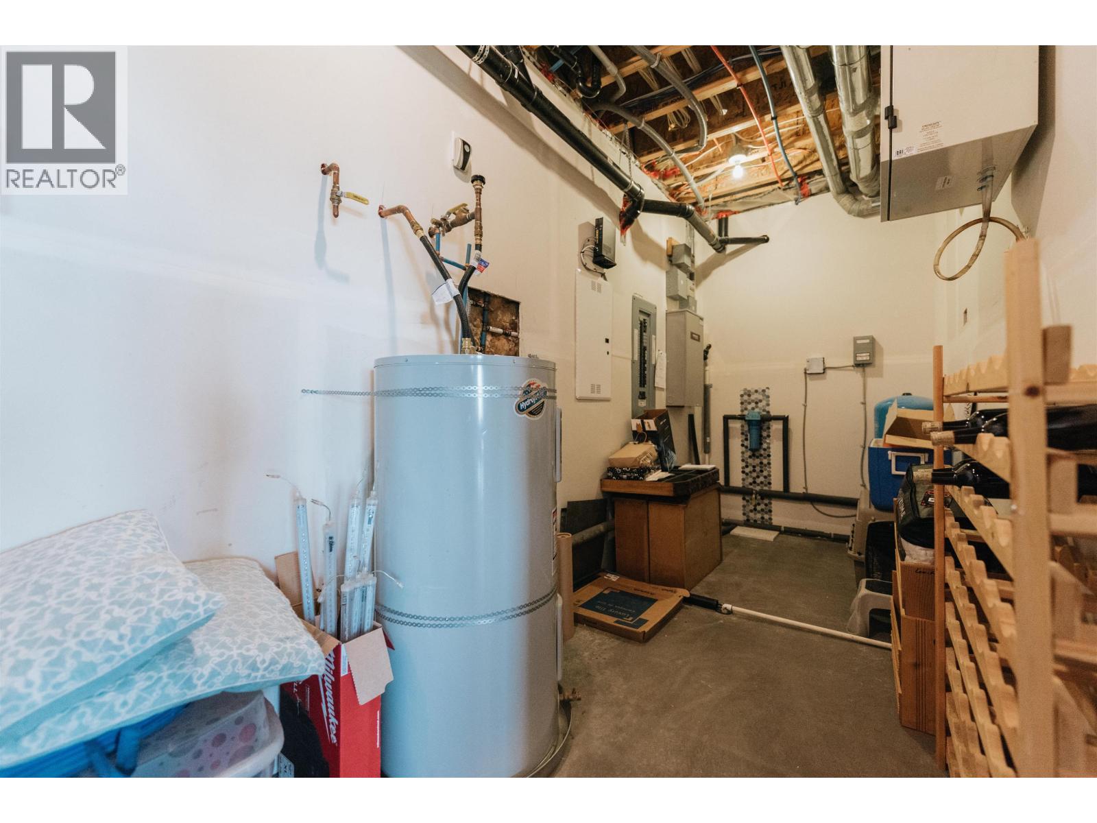 2247 PIXTON ROAD, Roberts Creek