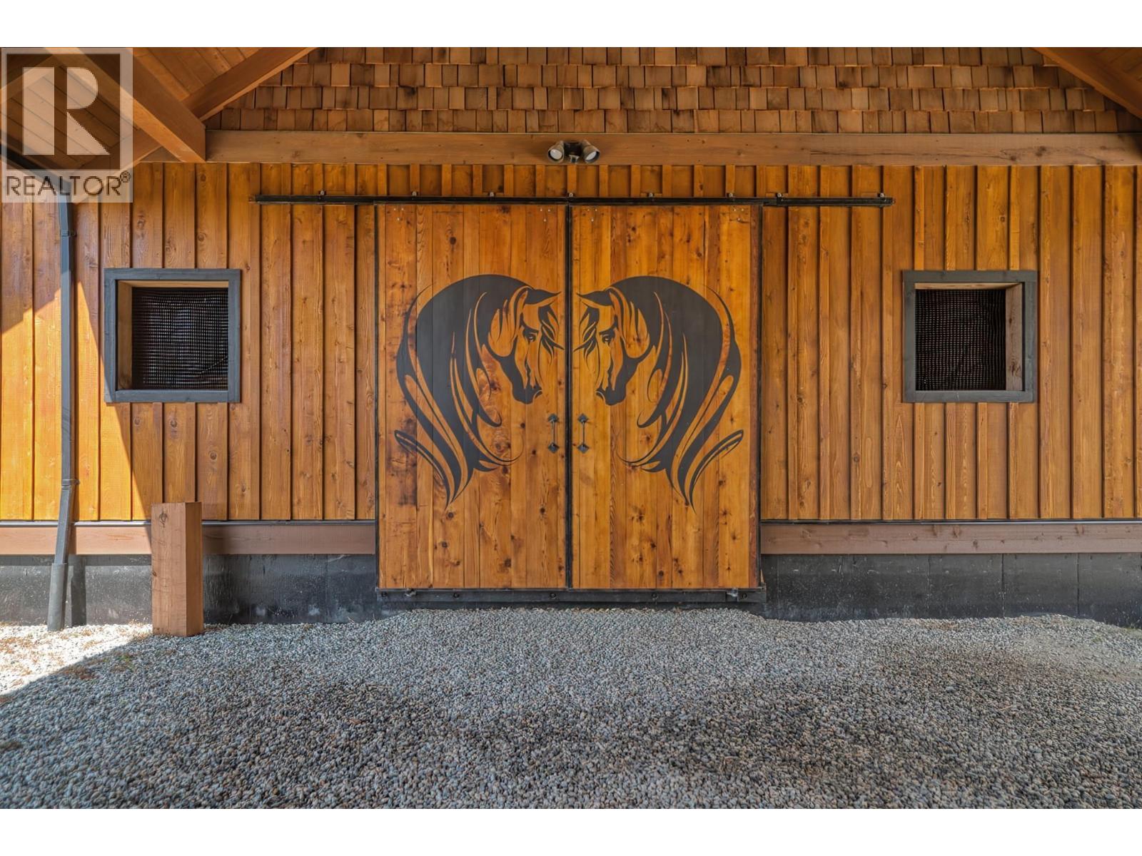 2247 PIXTON ROAD, Roberts Creek