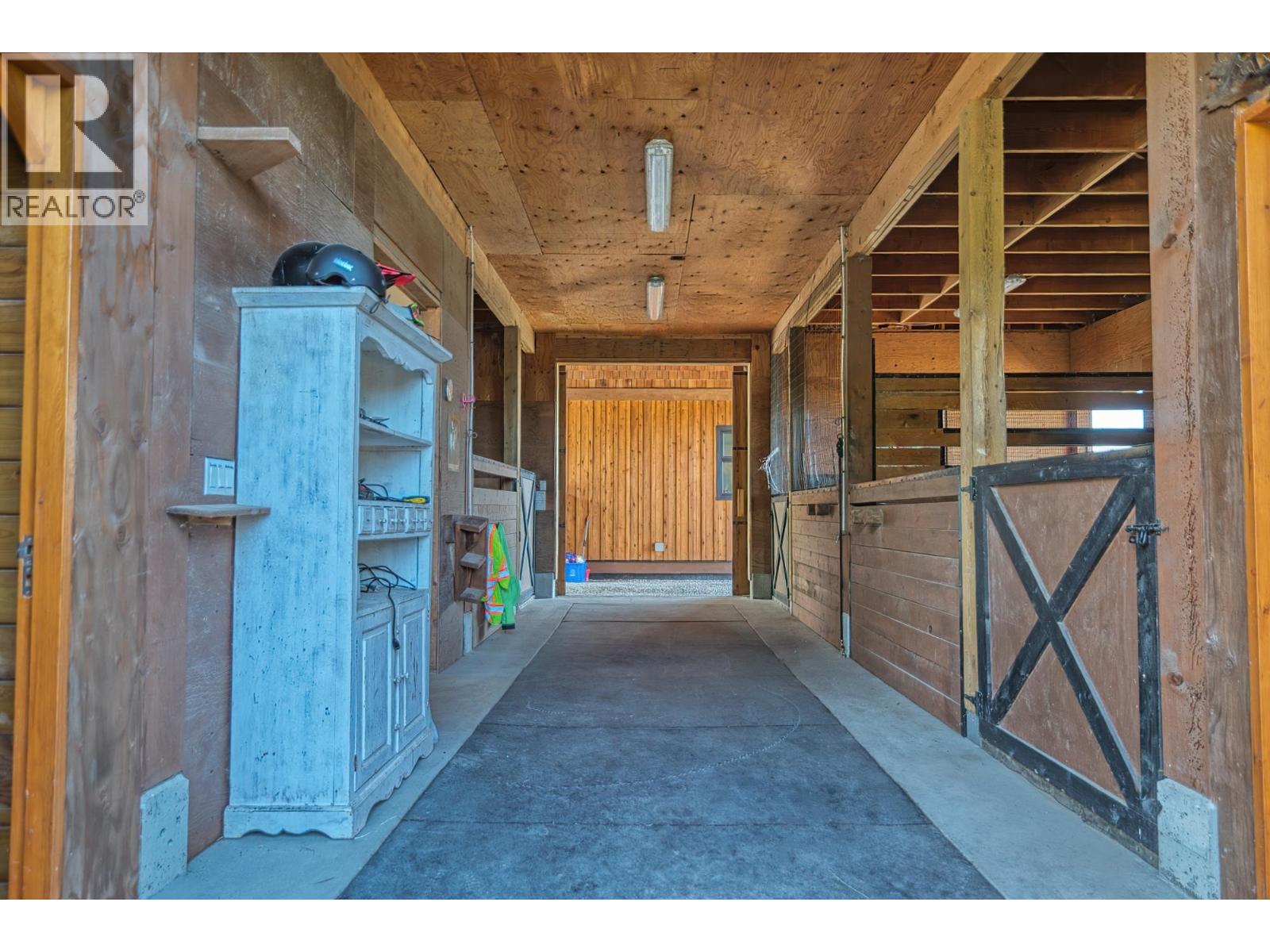 2247 PIXTON ROAD, Roberts Creek