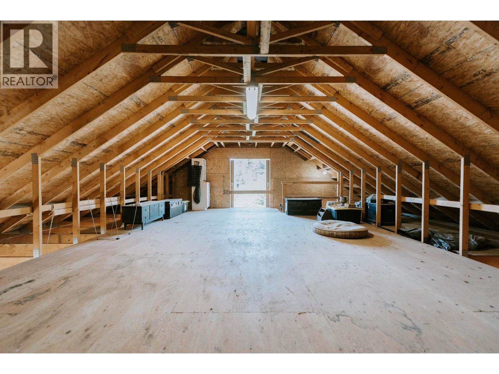 2247 PIXTON ROAD, Roberts Creek