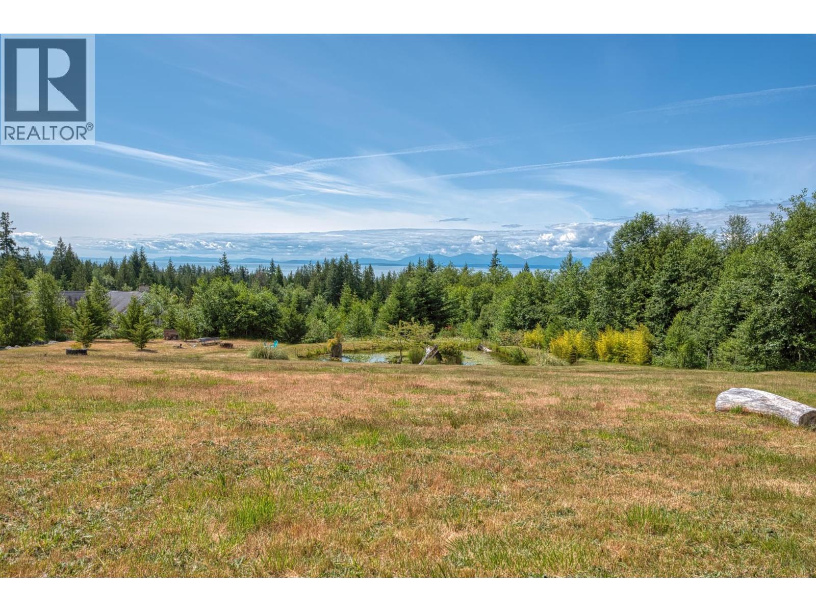 2247 PIXTON ROAD, Roberts Creek