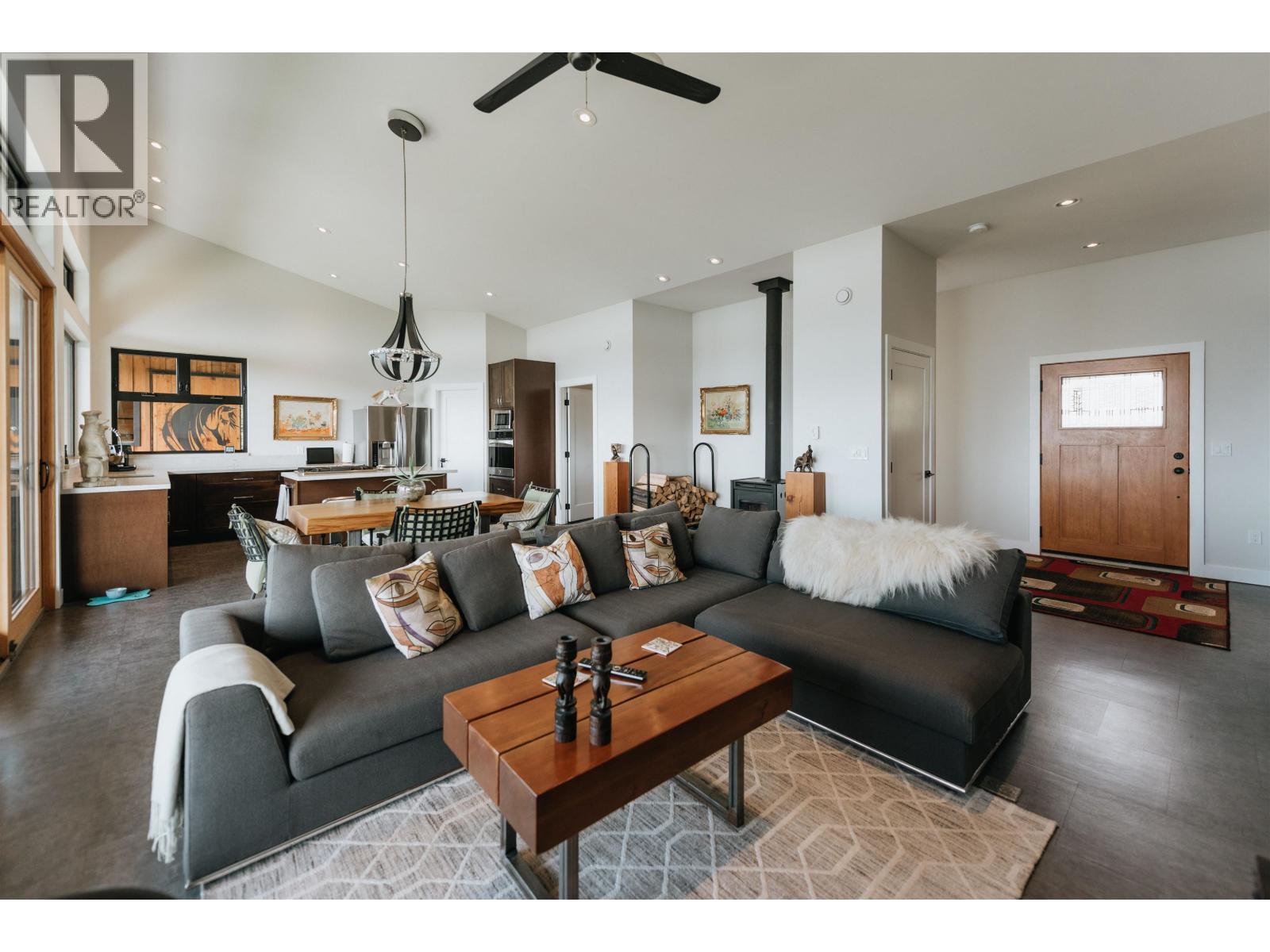 2247 PIXTON ROAD, Roberts Creek