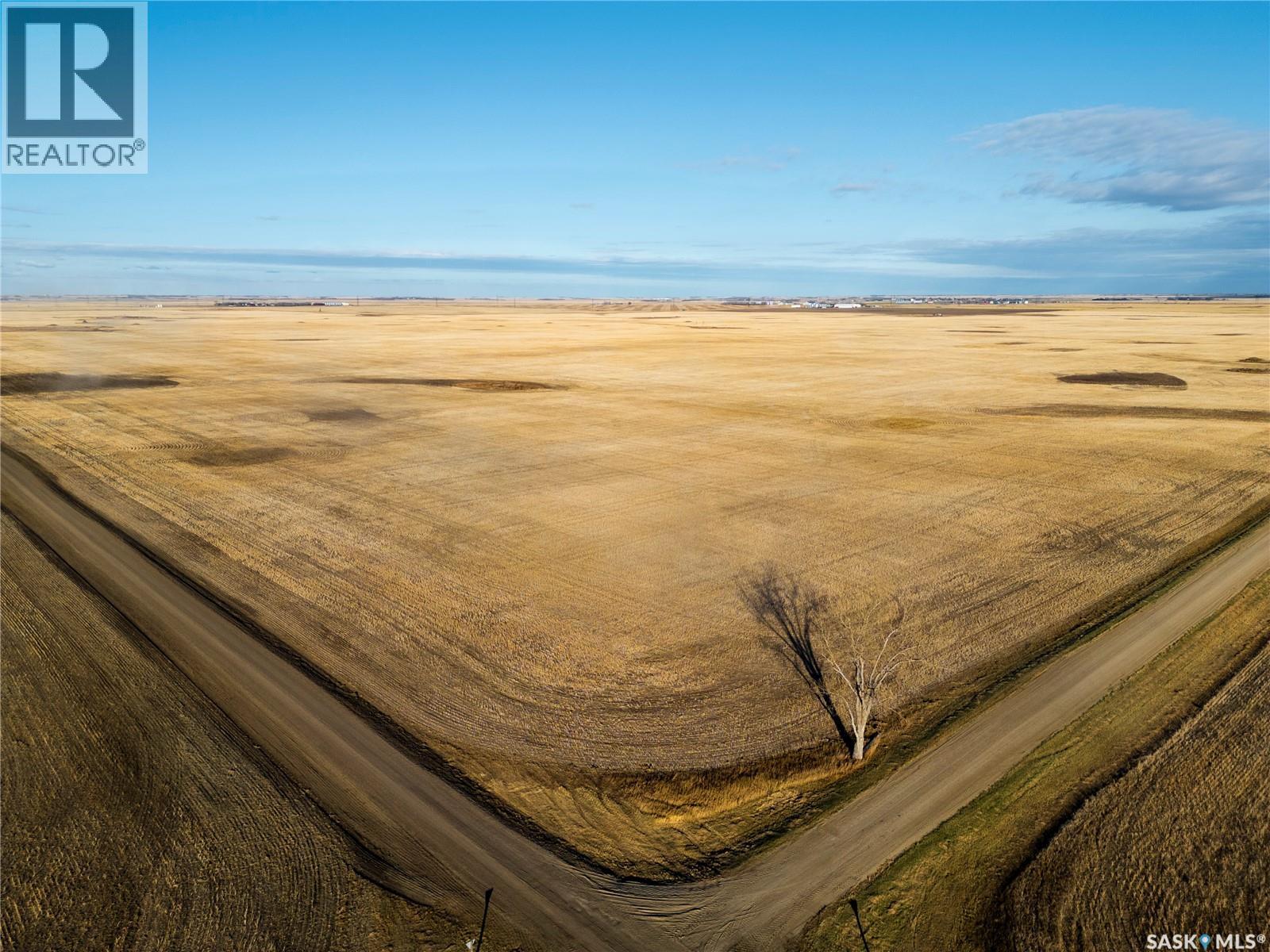 2,326 Acres - Estevan/Macoun — photo 19