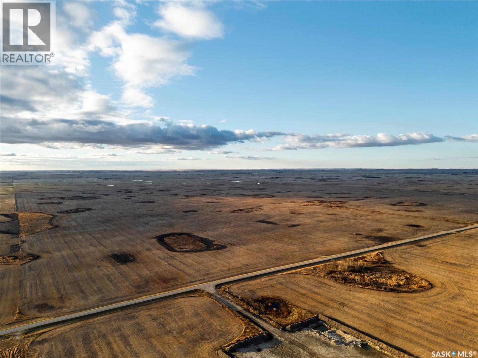 2,326 Acres - Estevan/Macoun — photo 33