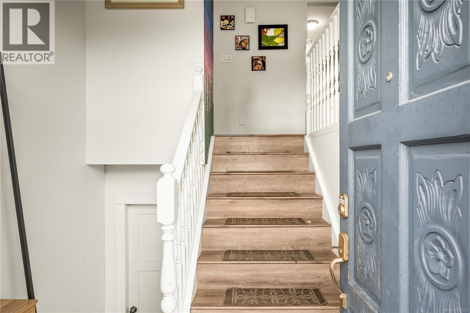 6972 Leland Rd, Lantzville