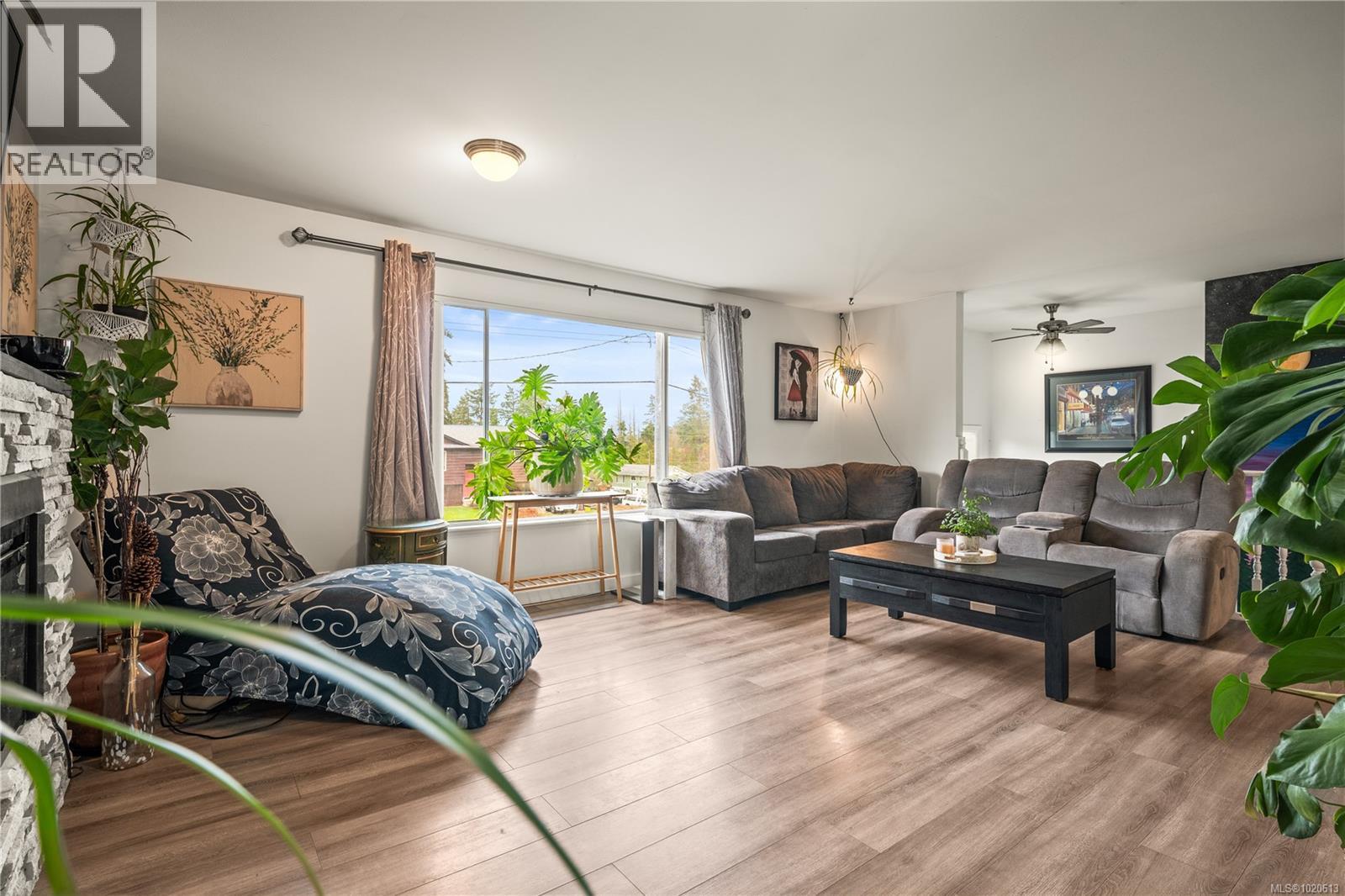 6972 Leland Rd, Lantzville