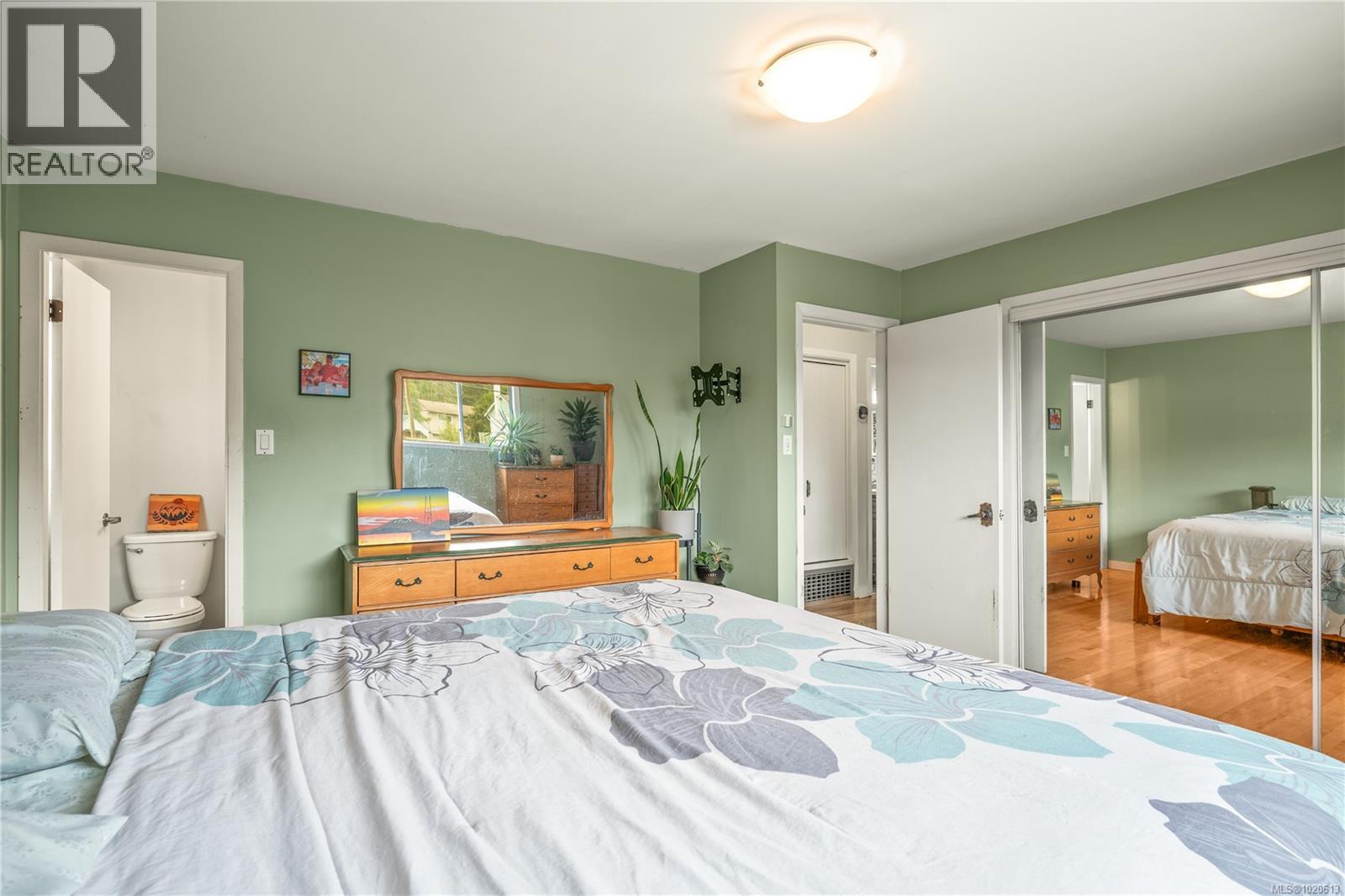 6972 Leland Rd, Lantzville