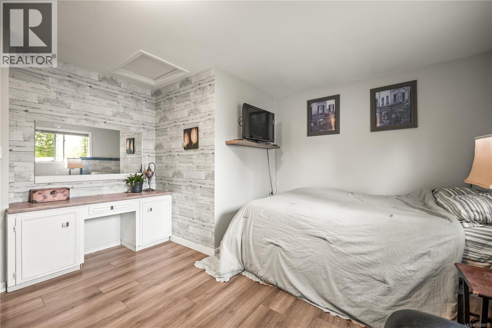 6972 Leland Rd, Lantzville