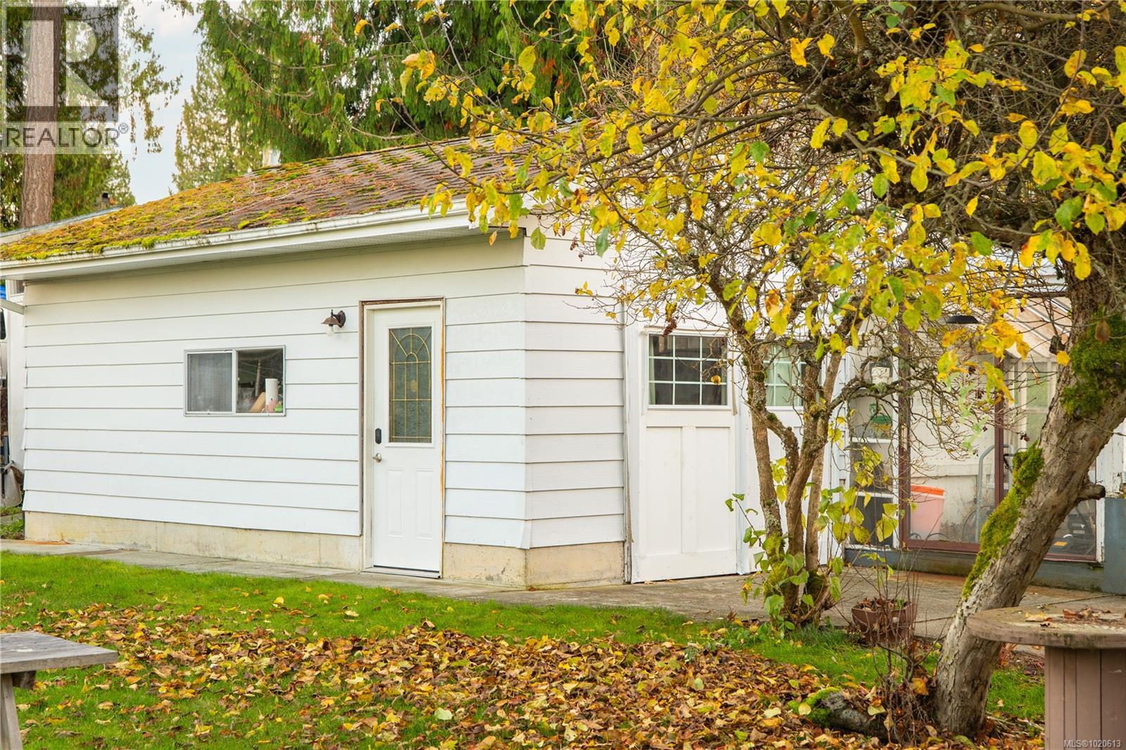 6972 Leland Rd, Lantzville