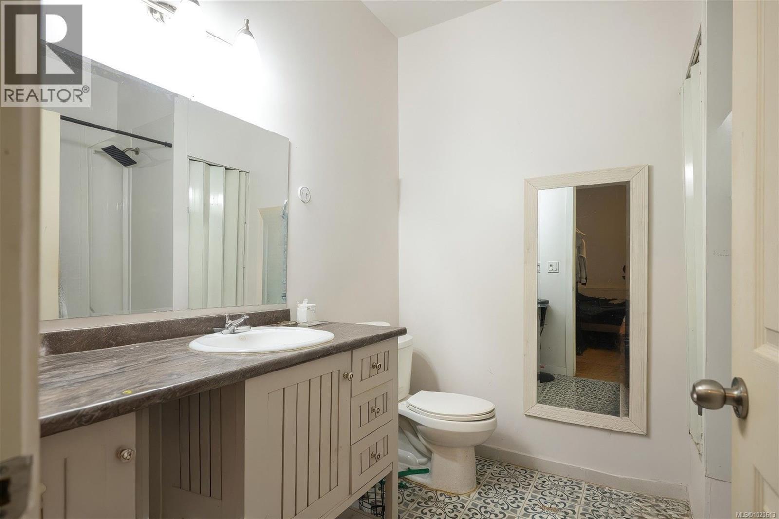 6972 Leland Rd, Lantzville