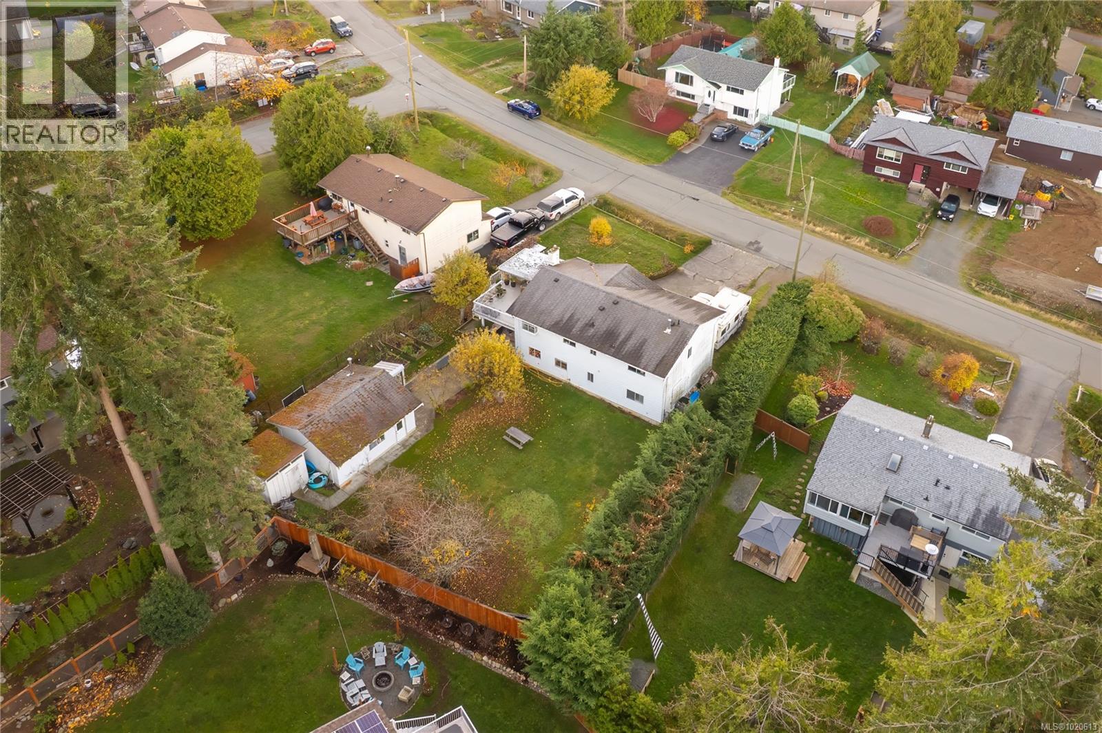 6972 Leland Rd, Lantzville