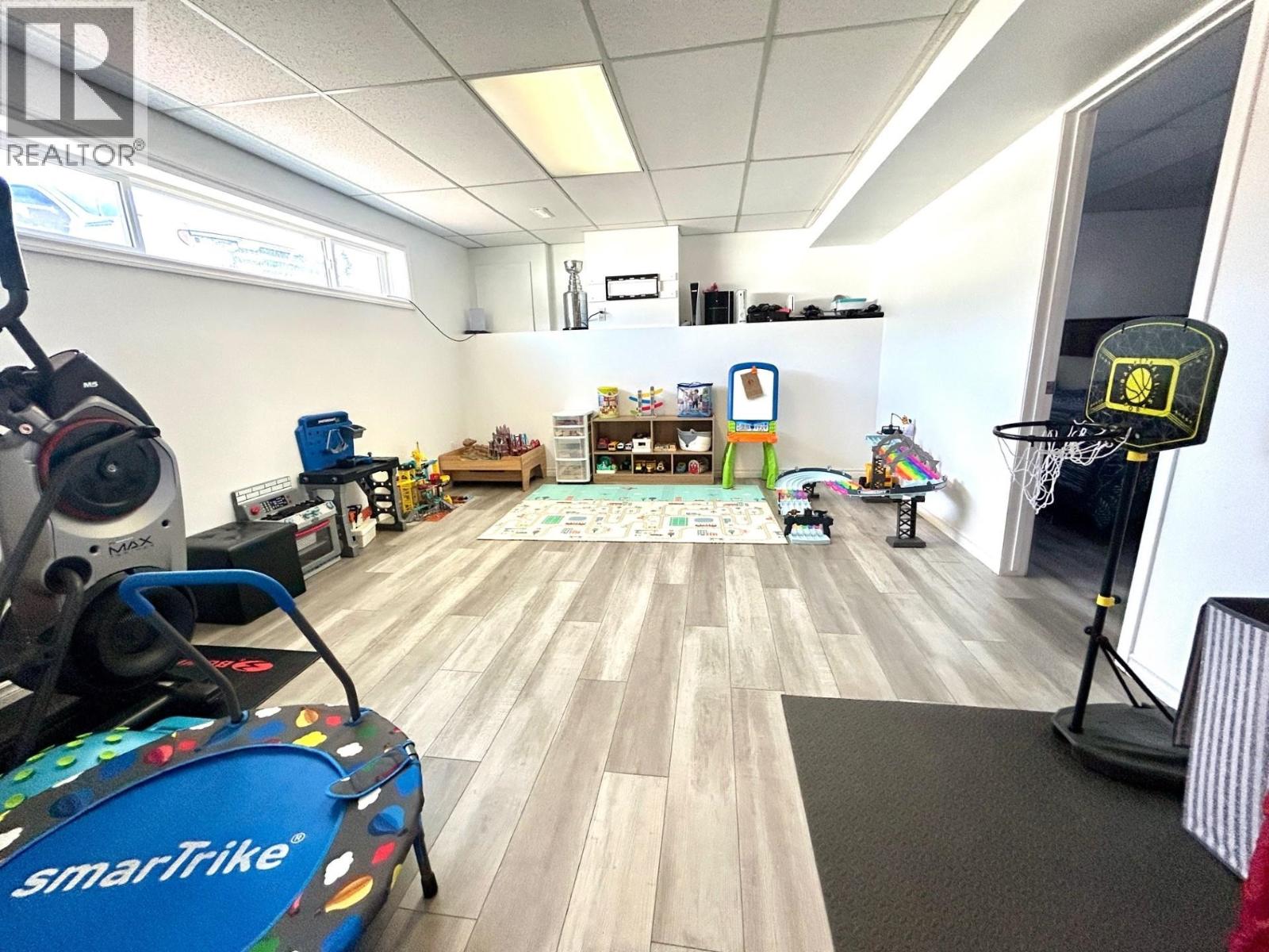 5527 53 STREET, Fort Nelson