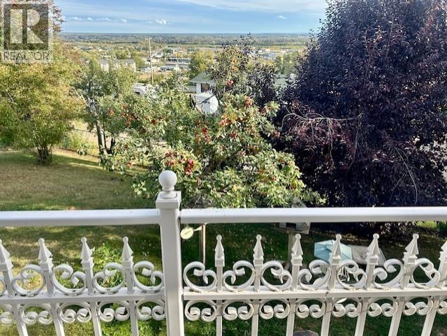 5403 LIARD STREET, Fort Nelson