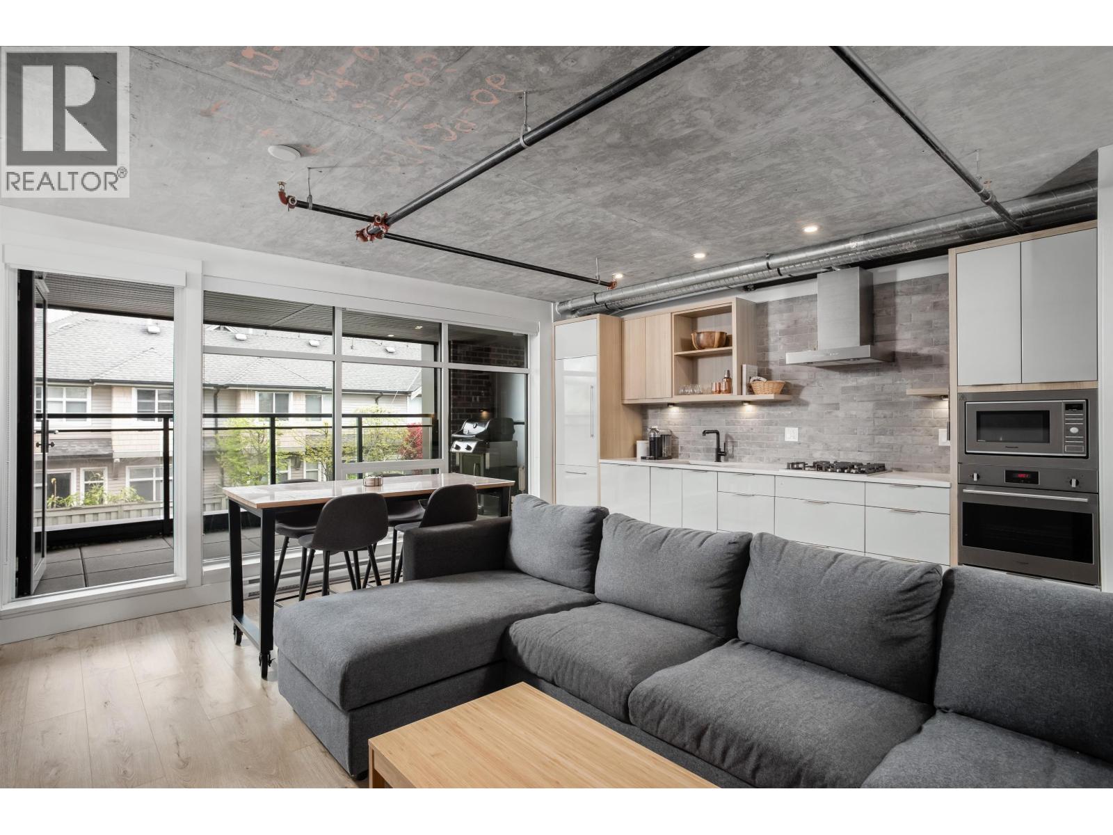 103 4223 HASTINGS STREET, Burnaby