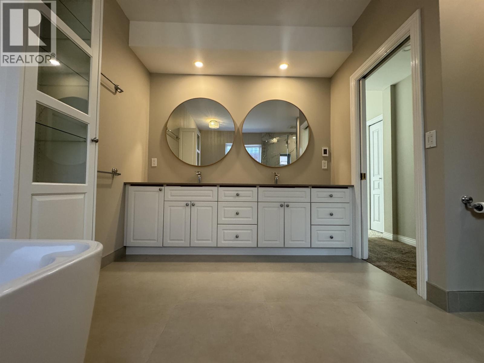 Suite 20920 115 AVE, Maple Ridge