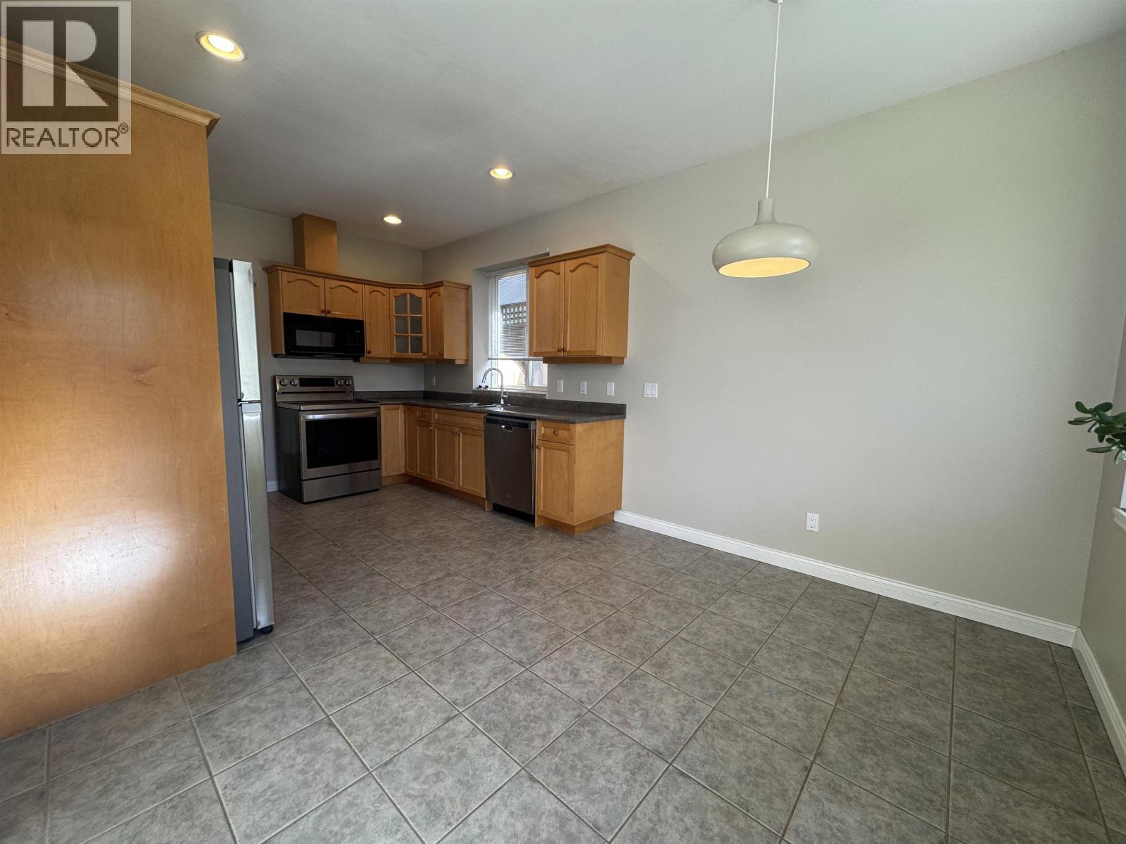 Suite 20920 115 AVE, Maple Ridge