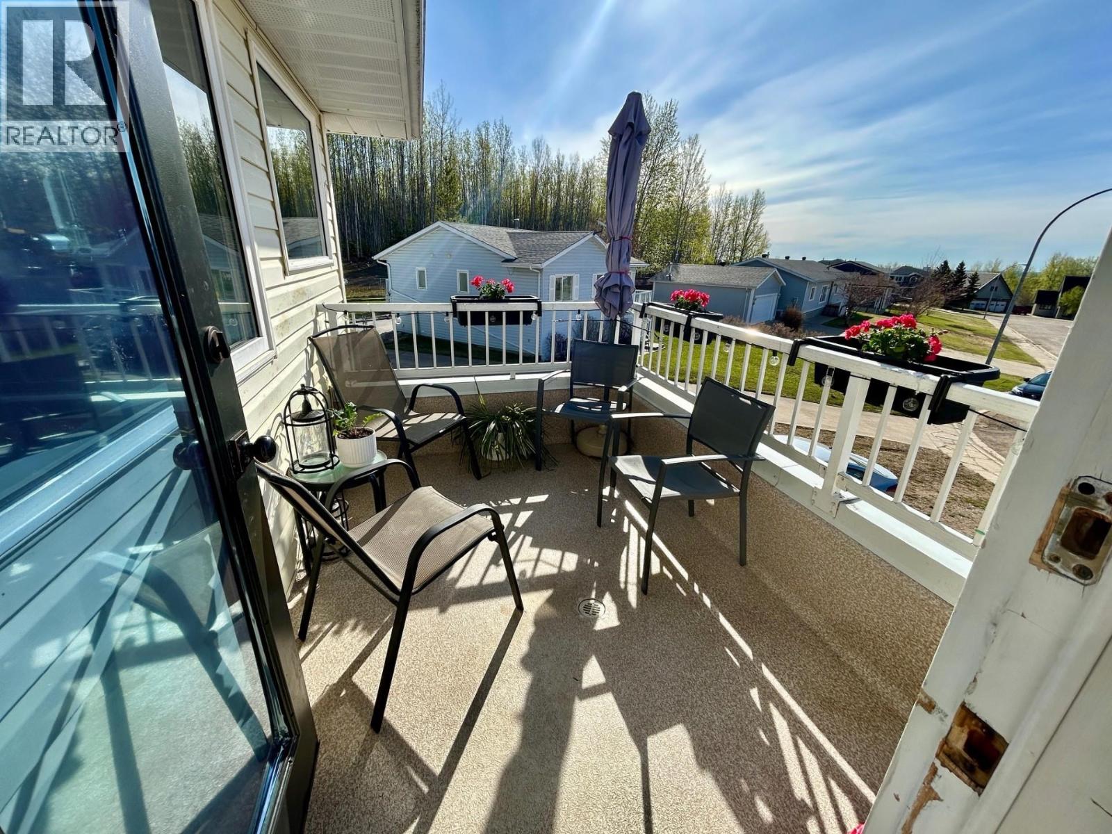 5604 MINNAKER CRESCENT, Fort Nelson