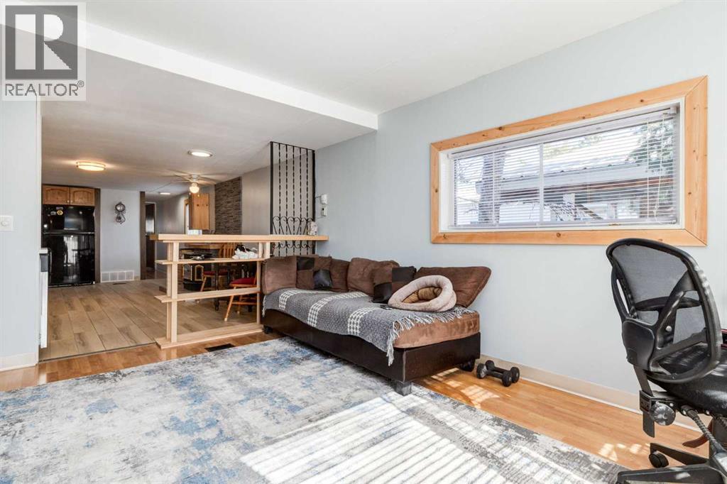 Single Family House Mobile Home for Sale in    Street NW Greenwood/Greenbriar Calgary 