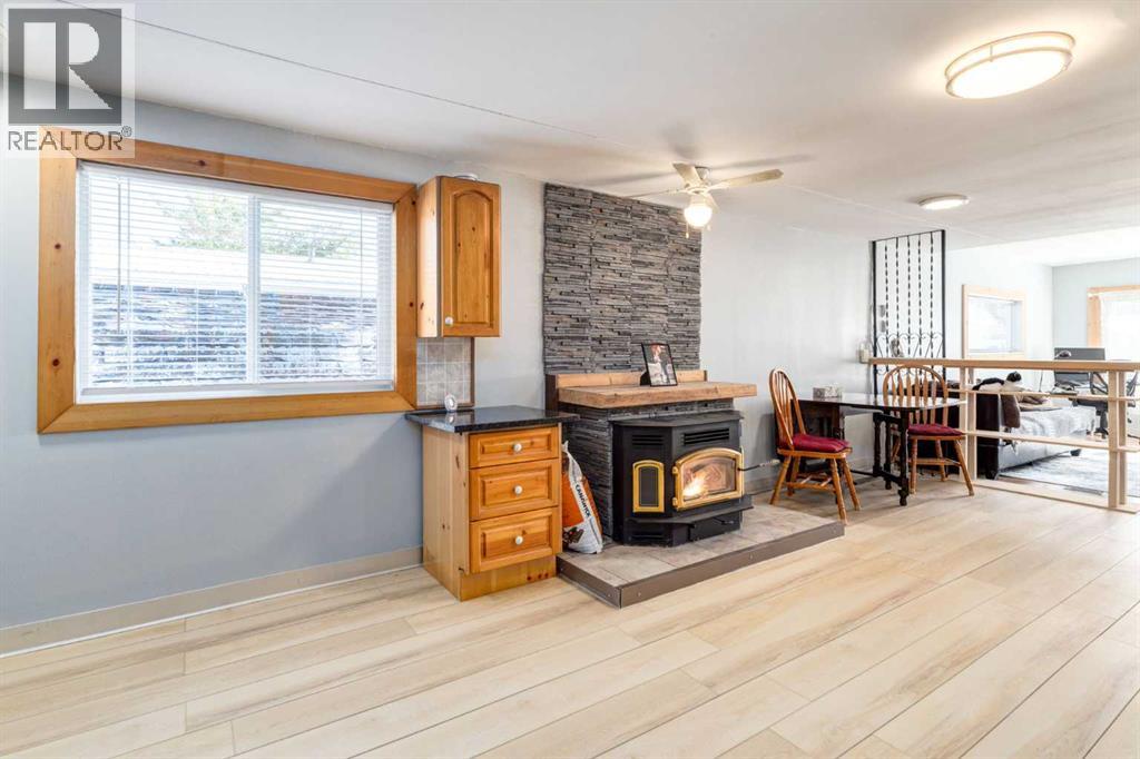 Single Family House Mobile Home for Sale in    Street NW Greenwood/Greenbriar Calgary 