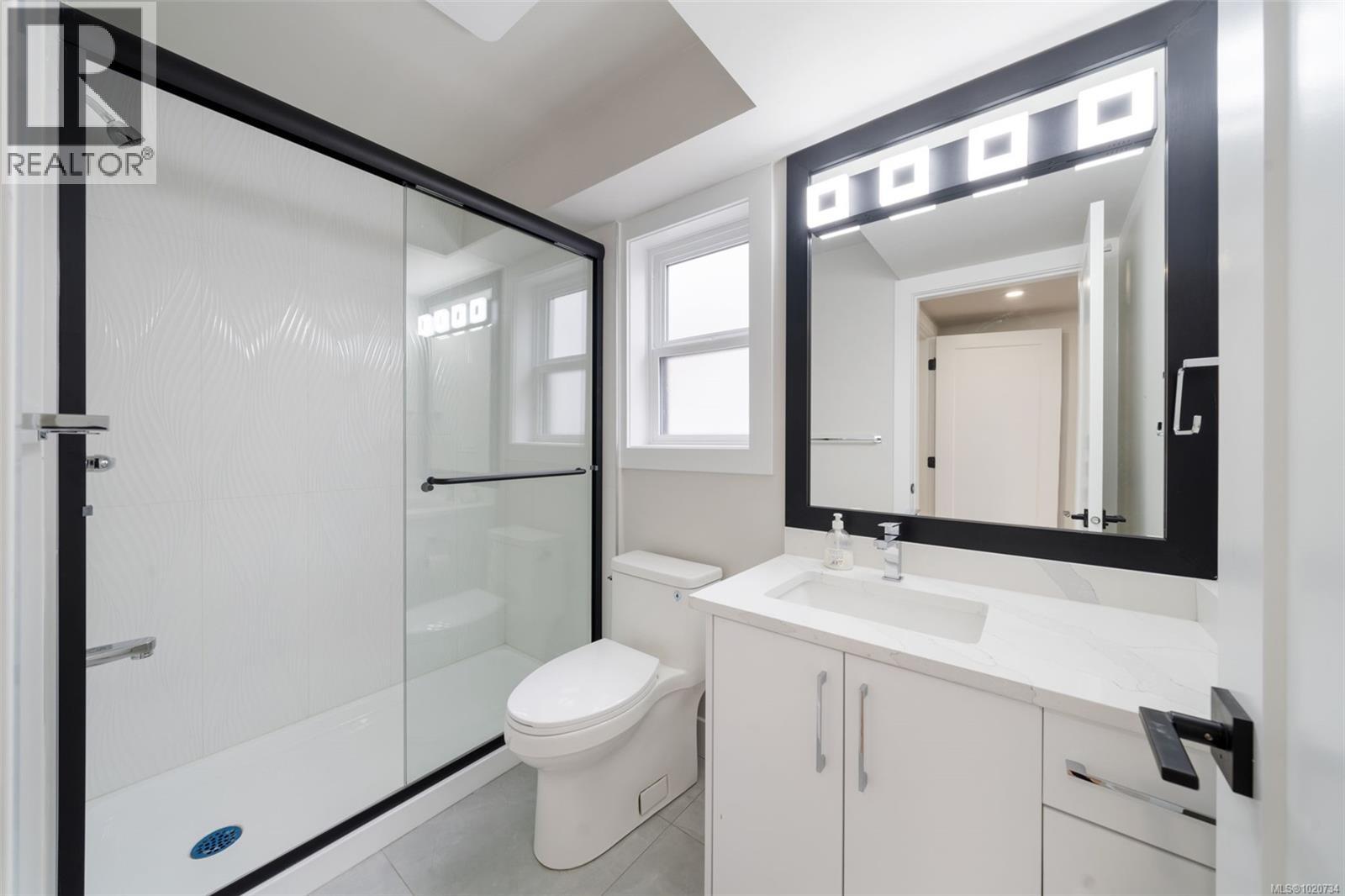 2210 Archer Gate, Langford