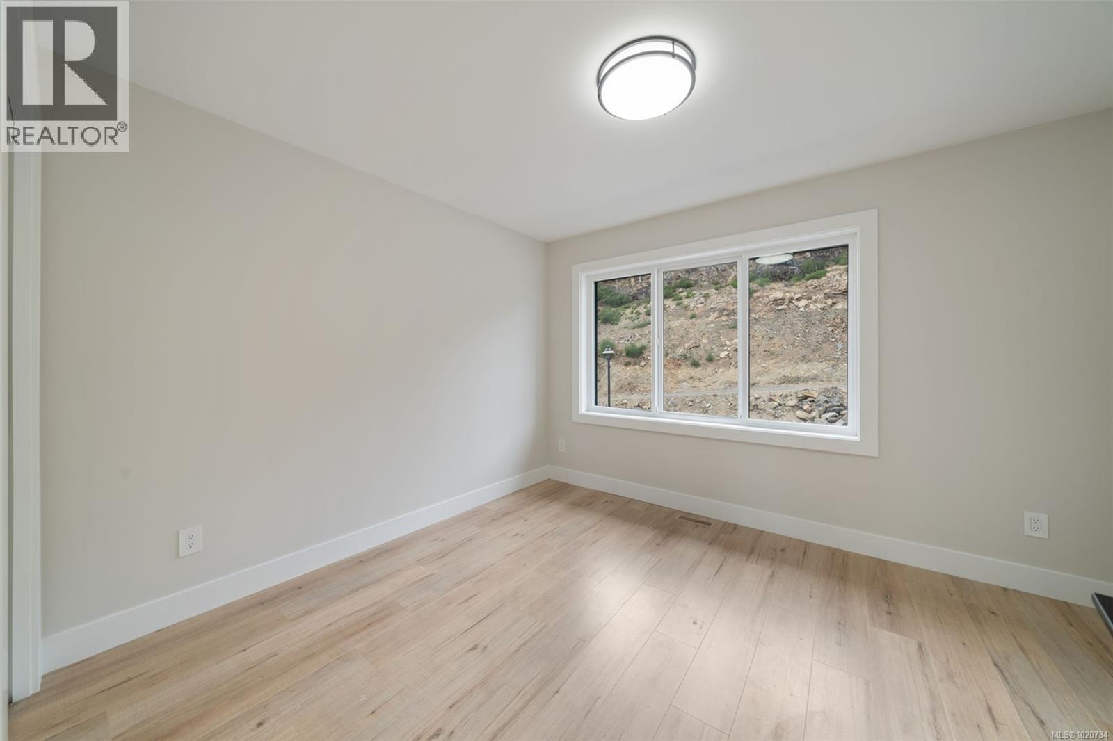 2210 Archer Gate, Langford