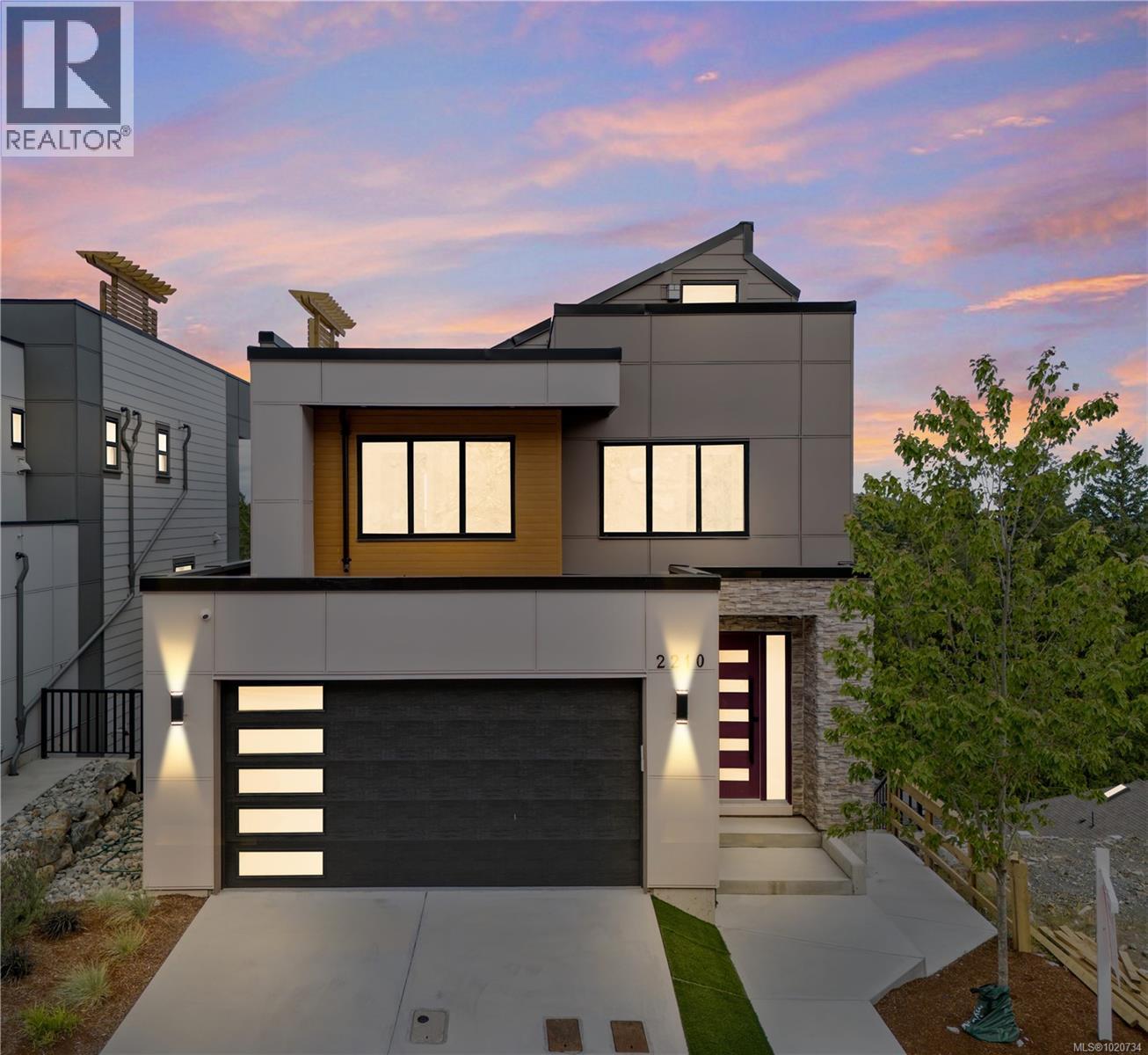 2210 Archer Gate, Langford