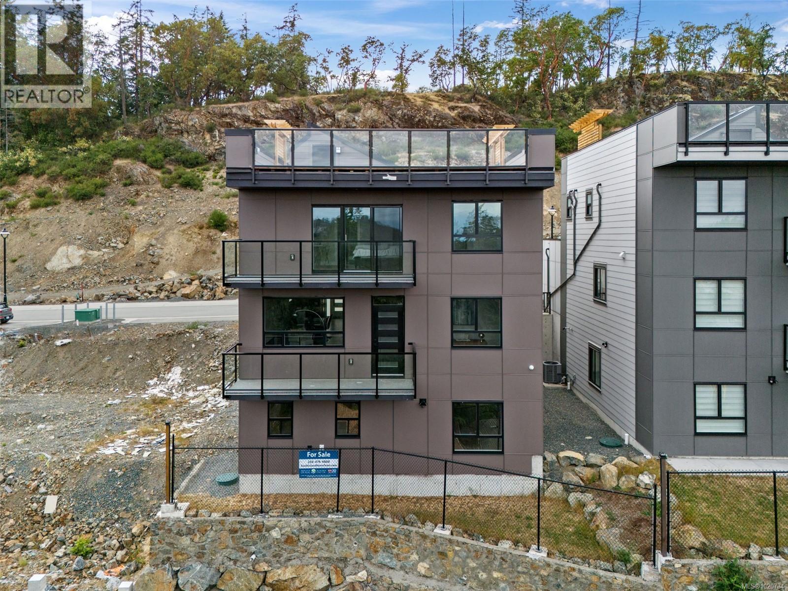 2210 Archer Gate, Langford