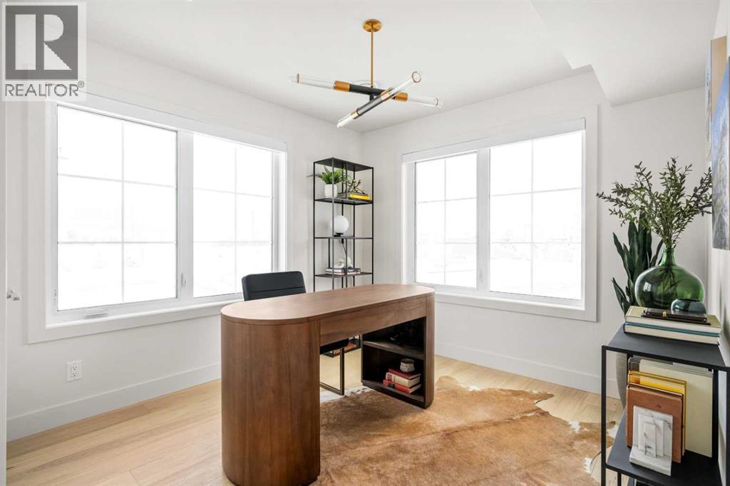 Single Family House for Sale in  Greenwich Heath NW Greenwood/Greenbriar Calgary 