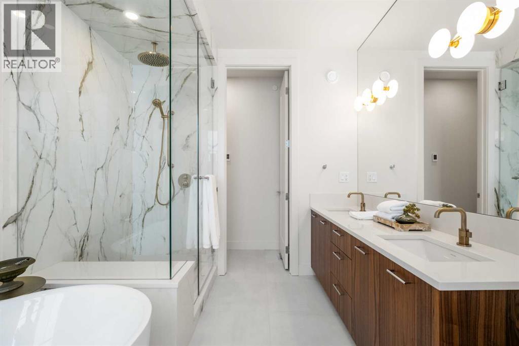 Single Family House for Sale in  Greenwich Heath NW Greenwood/Greenbriar Calgary 