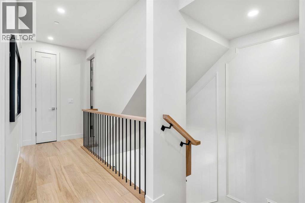 Single Family House for Sale in  Greenwich Heath NW Greenwood/Greenbriar Calgary 