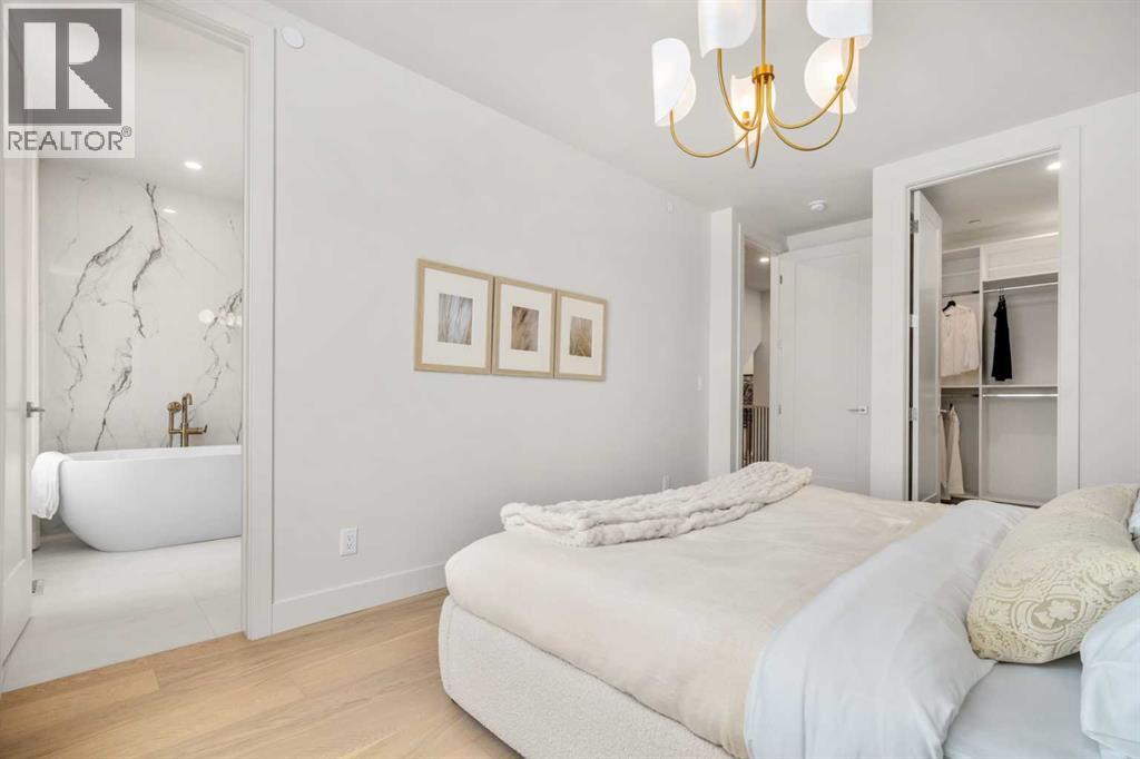 Single Family House for Sale in  Greenwich Heath NW Greenwood/Greenbriar Calgary 