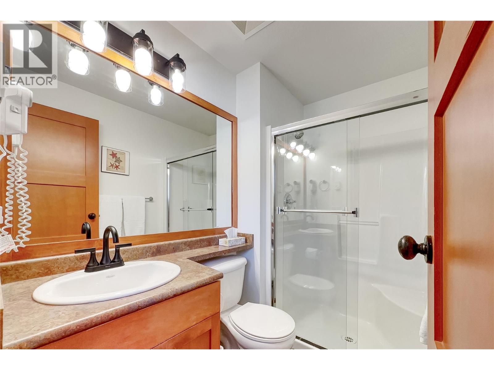 320 255 Feathertop Way, Big White