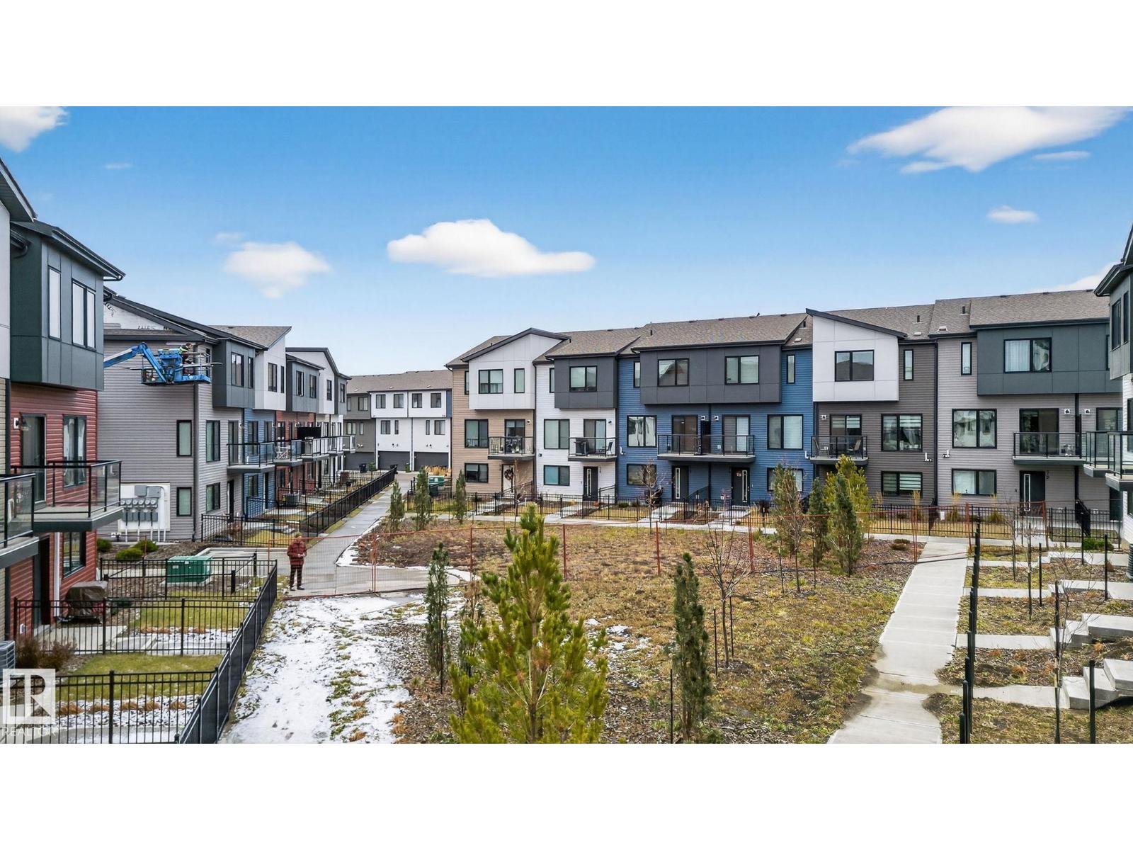 #72 11910 35 AV SW, Edmonton