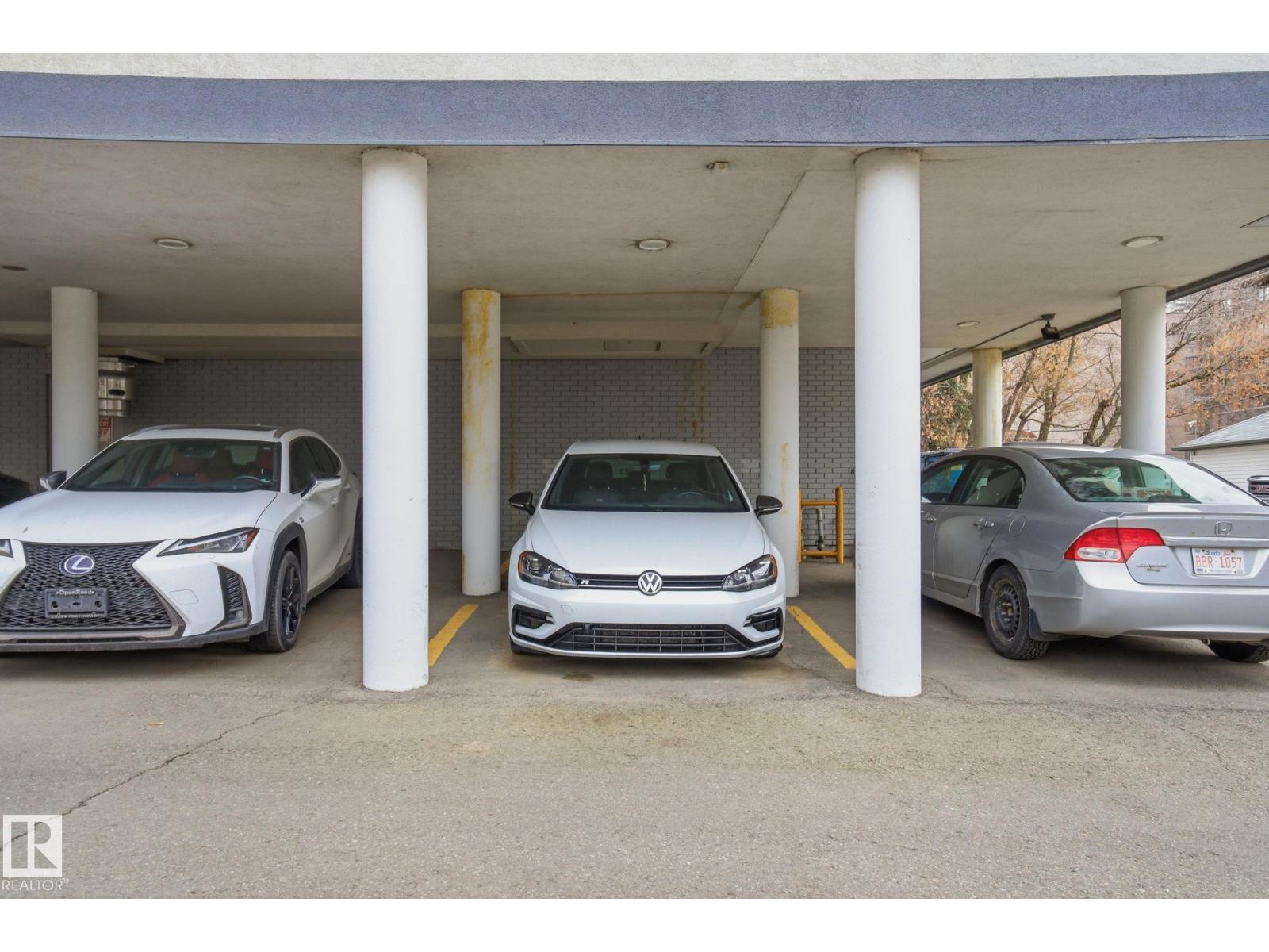 #702 9940 112 ST NW, Edmonton