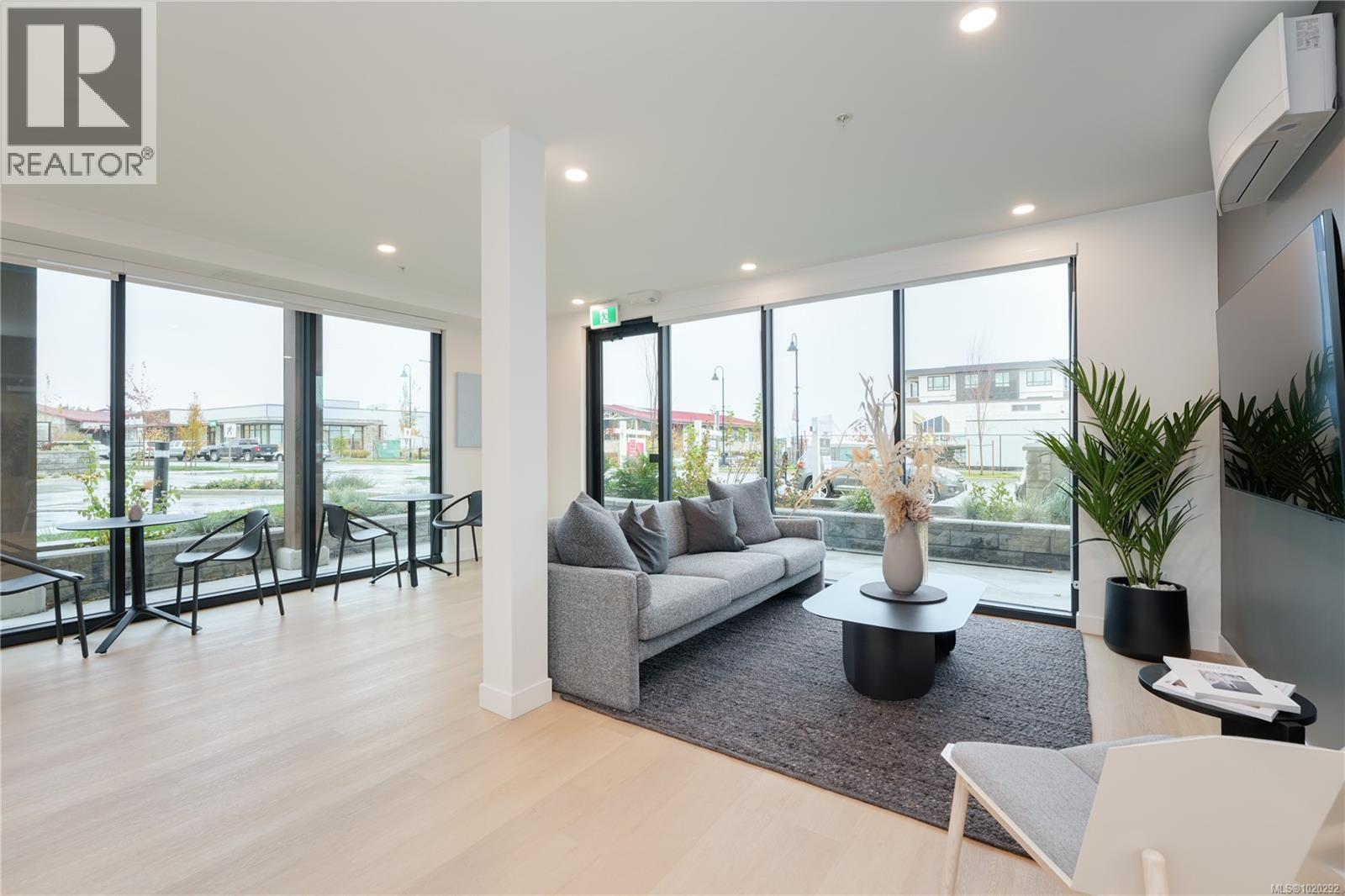 413 3564B Ryder Hesjedal Way, Colwood